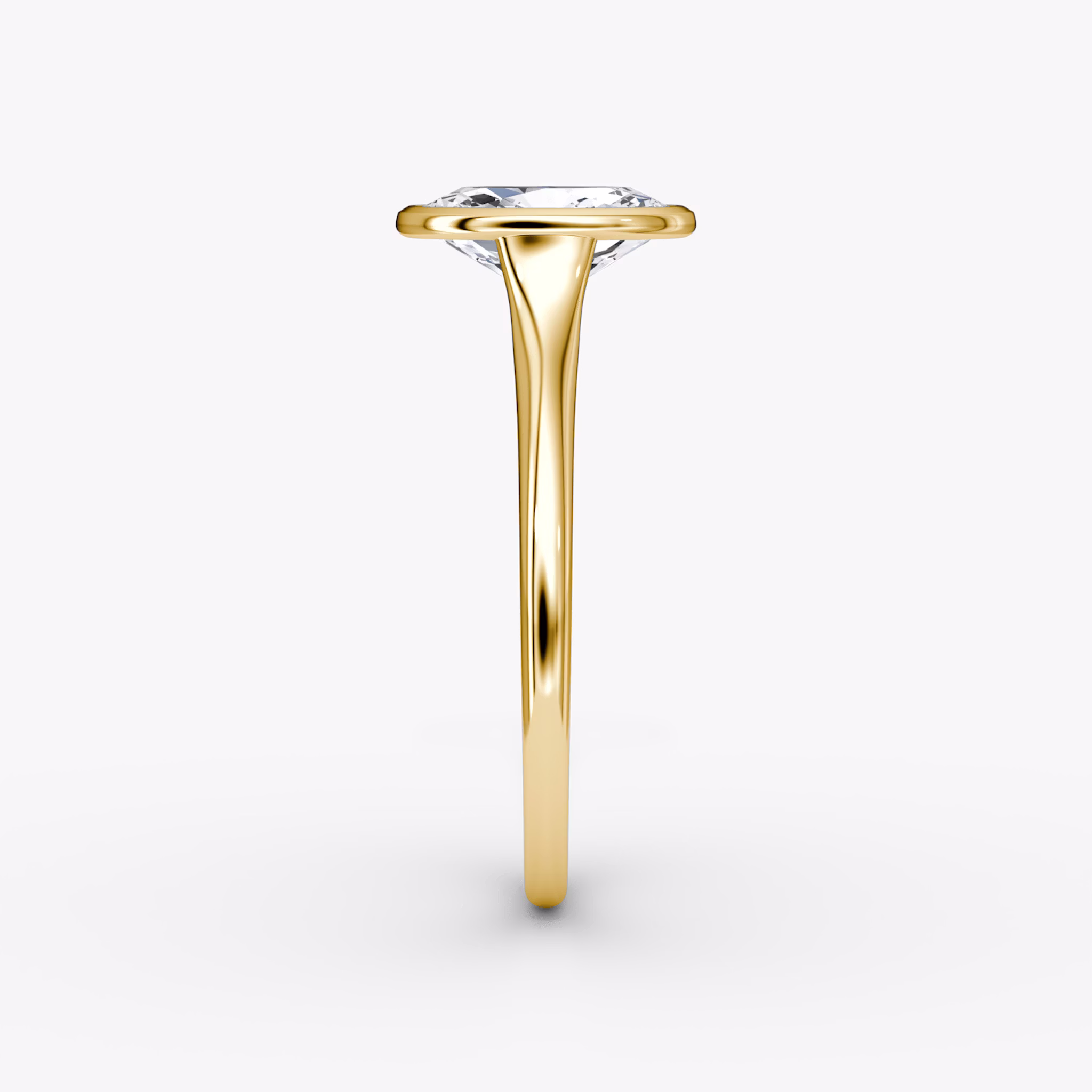 The Flat Edge Bezel | Oval | 18k | Yellow Gold | bandAccent: Plain | diamondOrientation: vertical | caratWeight: other