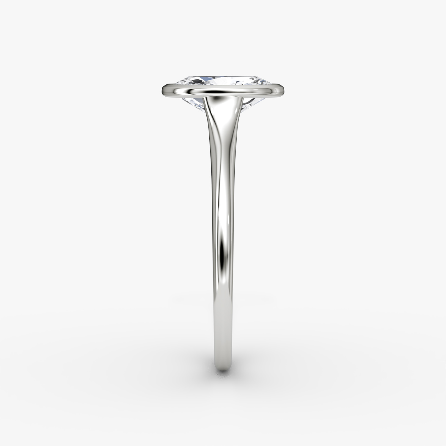 The Flat Edge Bezel | Oval | 18k | White Gold | bandAccent: Plain | diamondOrientation: vertical | caratWeight: other