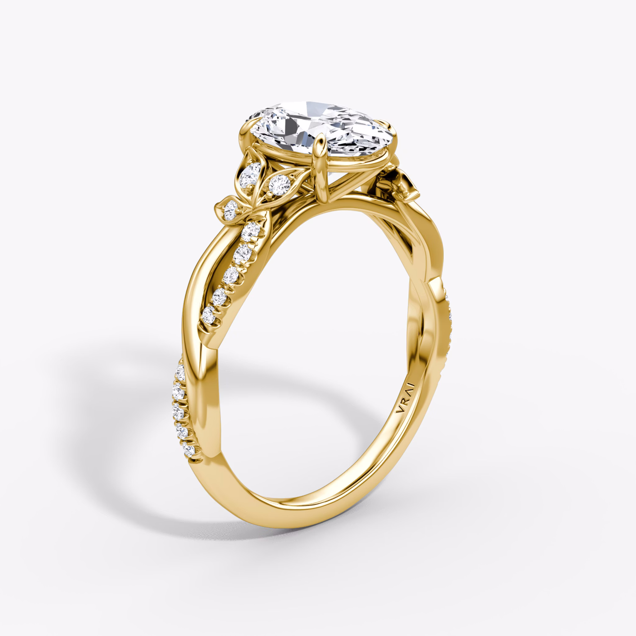 The Twisted Floral | Oval | 18k | Yellow Gold | bandAccent: Pavé | diamondOrientation: vertical | caratWeight: other