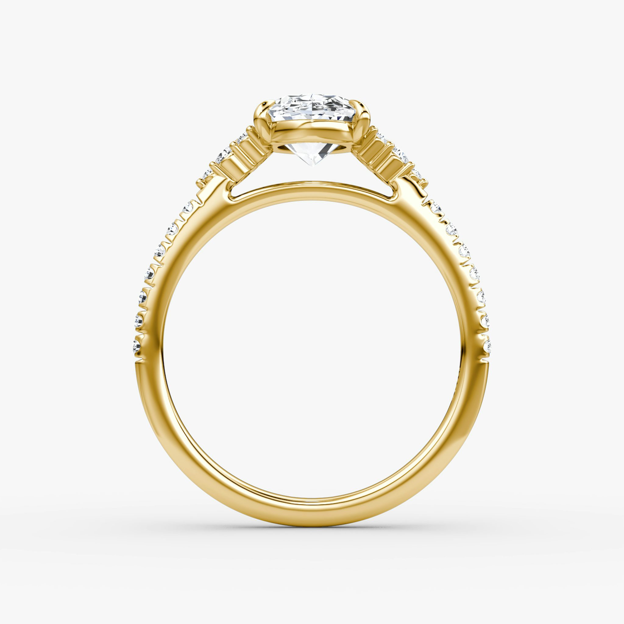 Anillo de compromiso Side Cluster Cathedral | Oval | 18k | Oro amarillo | bandAccent: Pavé | diamondOrientation: vertical | caratWeight: other