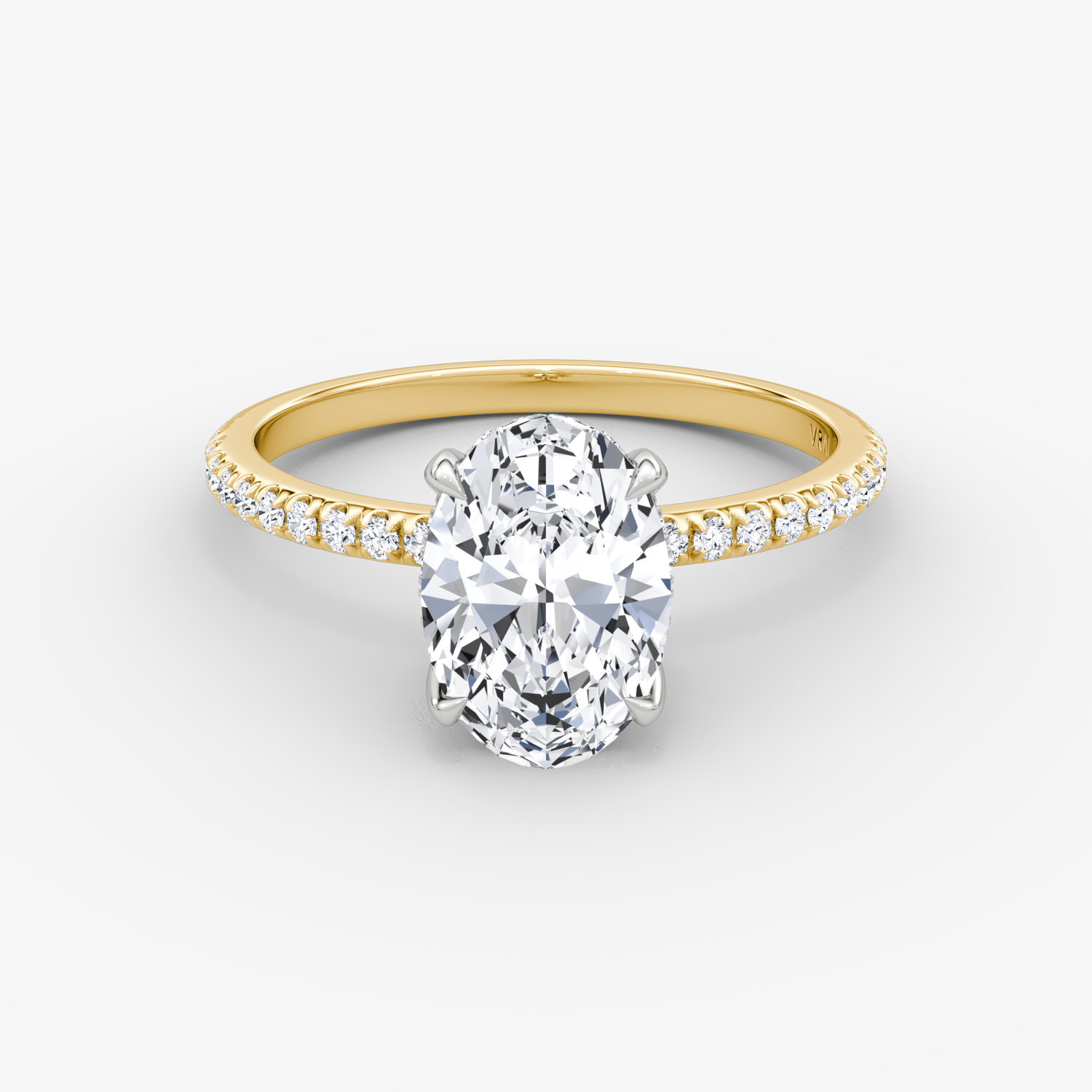Anillo de compromiso Classic Hidden Halo | Oval | 18k | Oro amarillo y platino | bandAccent: Pavé | bandWidth: standard | prongStyle: Simple | diamondOrientation: vertical | caratWeight: other
