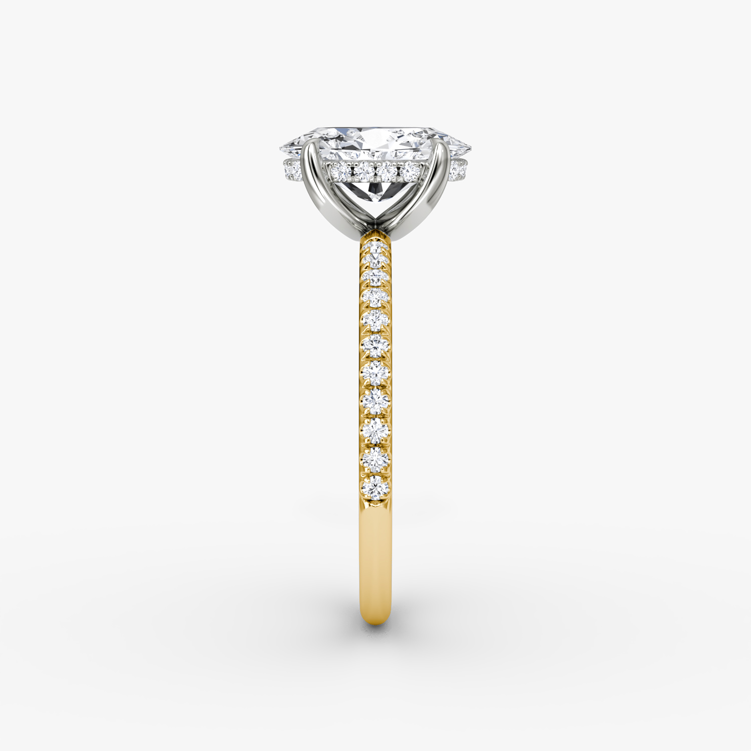 Anillo de compromiso Classic Hidden Halo | Oval | 18k | Oro amarillo y platino | bandAccent: Pavé | bandWidth: standard | prongStyle: Simple | diamondOrientation: vertical | caratWeight: other