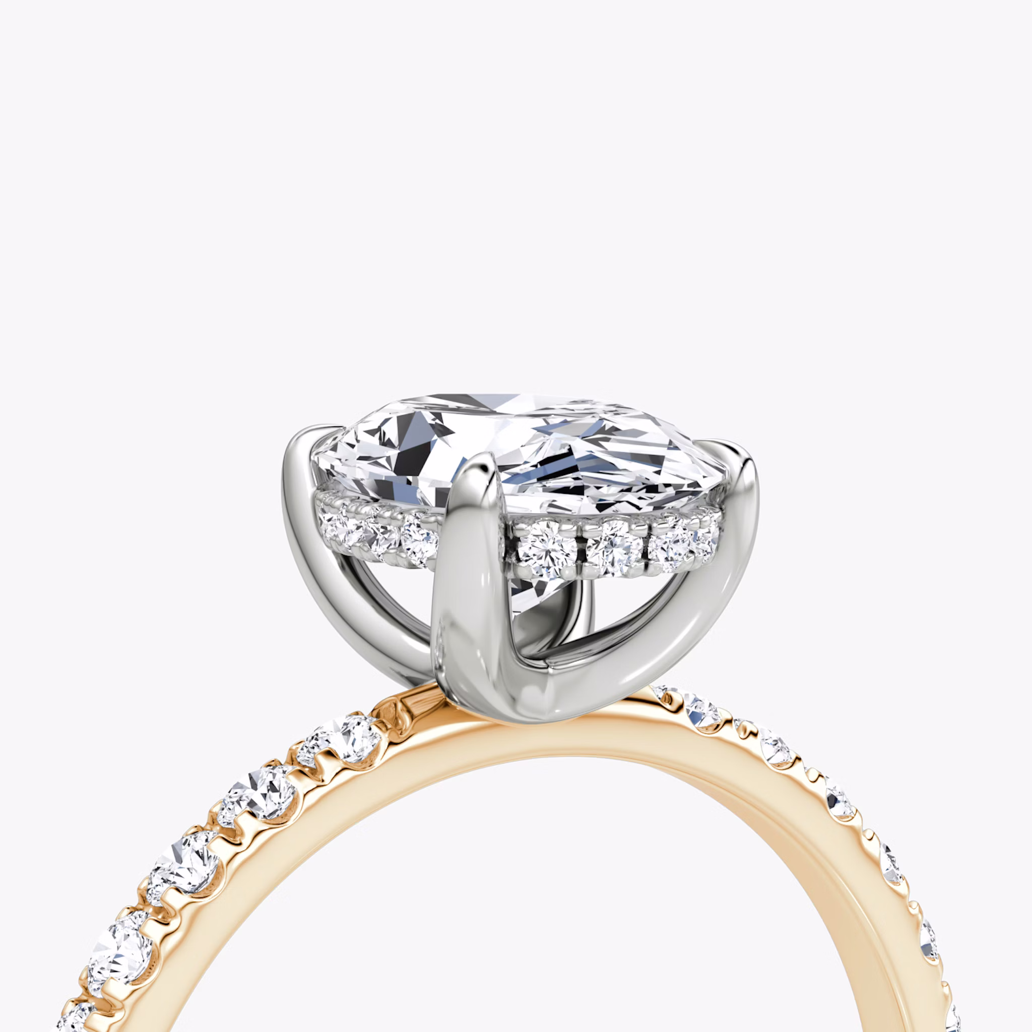 Anillo de compromiso Classic Hidden Halo | Oval | 14k | Oro rosa y platino | bandAccent: Pavé | bandWidth: large | prongStyle: Simple | diamondOrientation: vertical | caratWeight: other