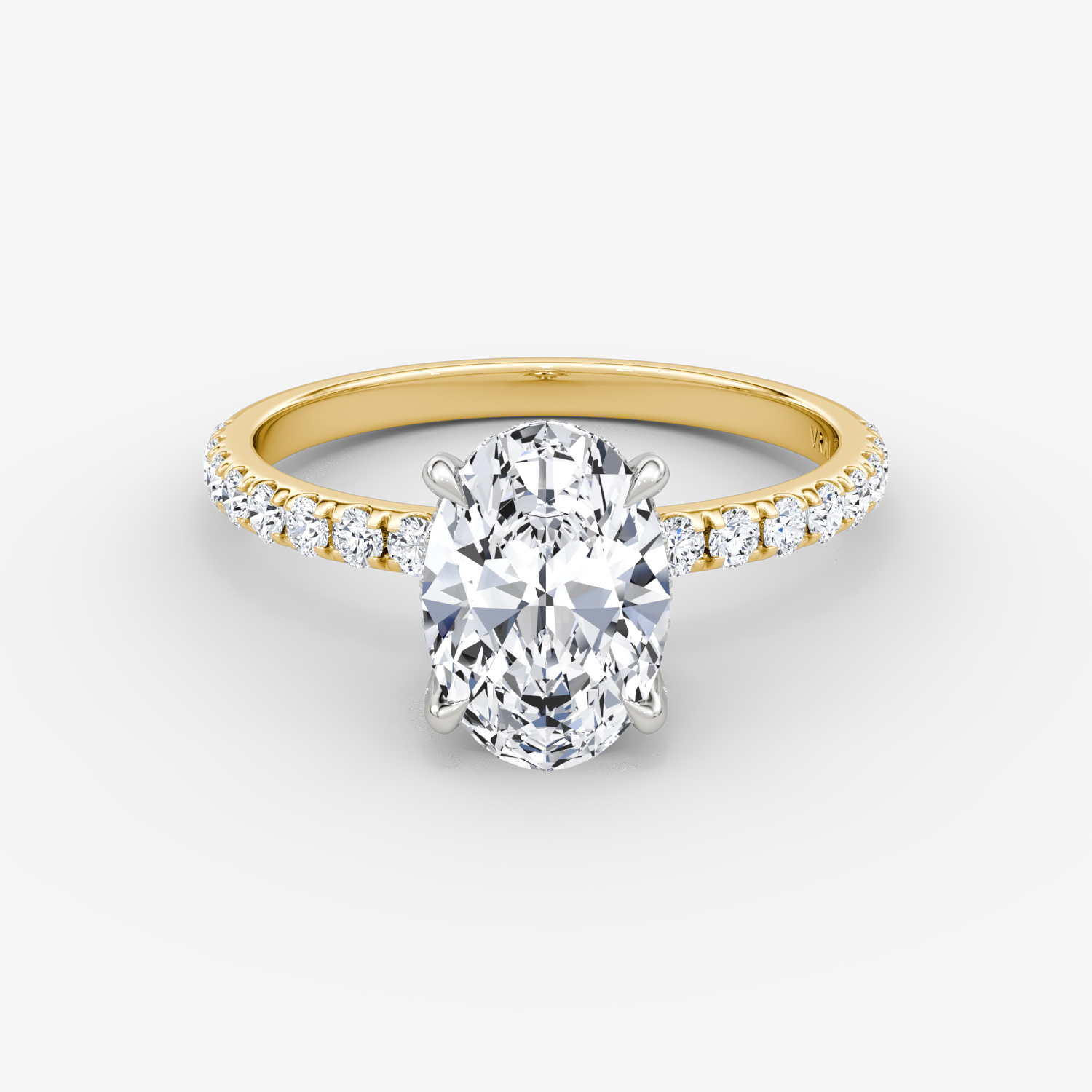 Anillo de compromiso Classic Hidden Halo | Oval | 18k | Oro amarillo y platino | bandAccent: Pavé | bandWidth: large | prongStyle: Pavé | diamondOrientation: vertical | caratWeight: other