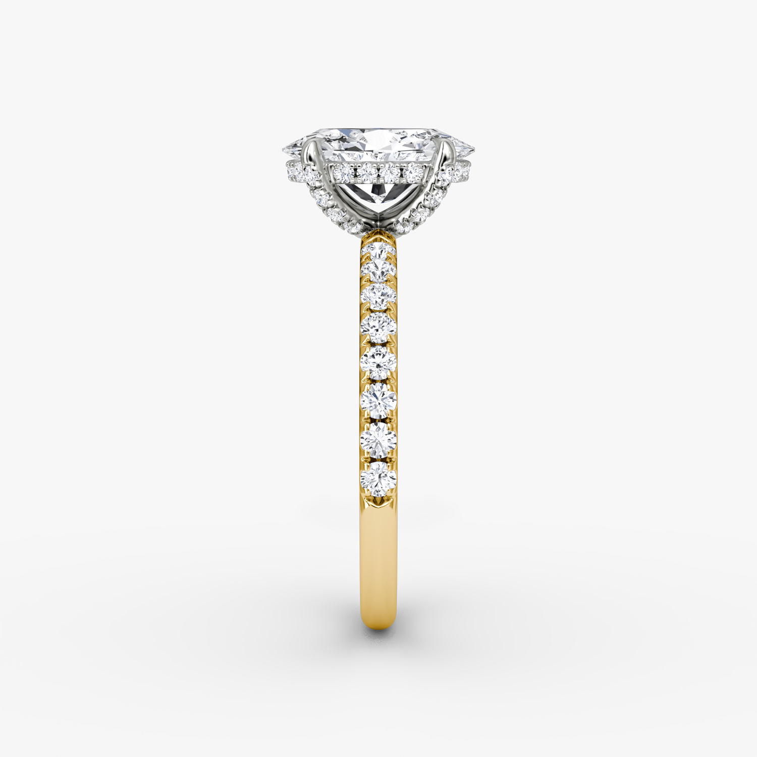 Anillo de compromiso Classic Hidden Halo | Oval | 18k | Oro amarillo y platino | bandAccent: Pavé | bandWidth: large | prongStyle: Pavé | diamondOrientation: vertical | caratWeight: other