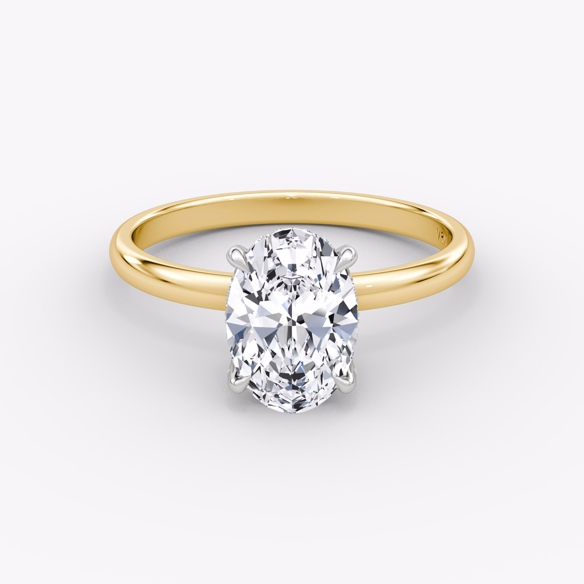 Anillo de compromiso Classic Hidden Halo | Oval | 18k | Oro amarillo y platino | bandAccent: Simple | bandWidth: large | prongStyle: Pavé | diamondOrientation: vertical | caratWeight: other