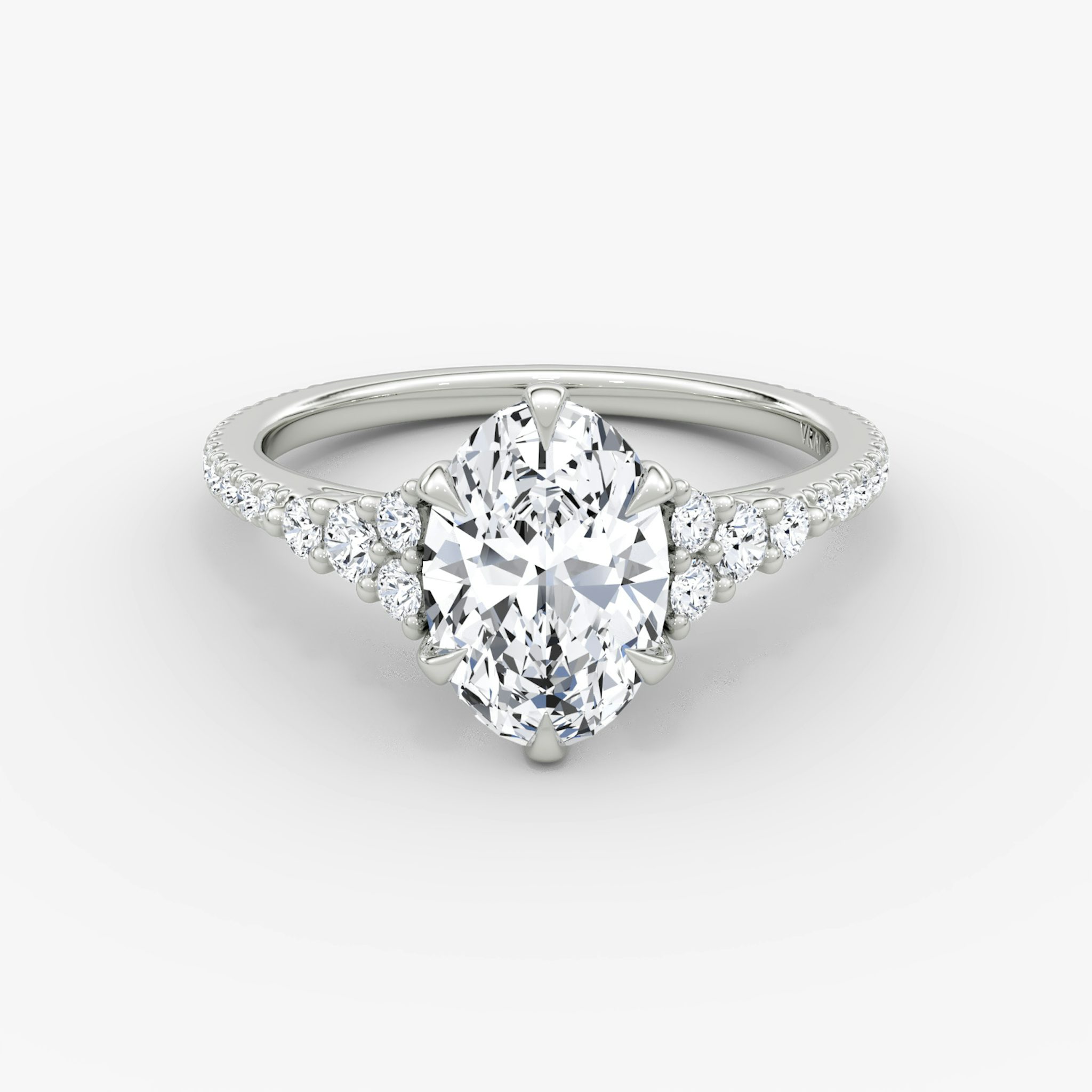 The Round Cluster Heirloom | Oval | Platinum | bandAccent: Pavé | diamondOrientation: vertical | caratWeight: other