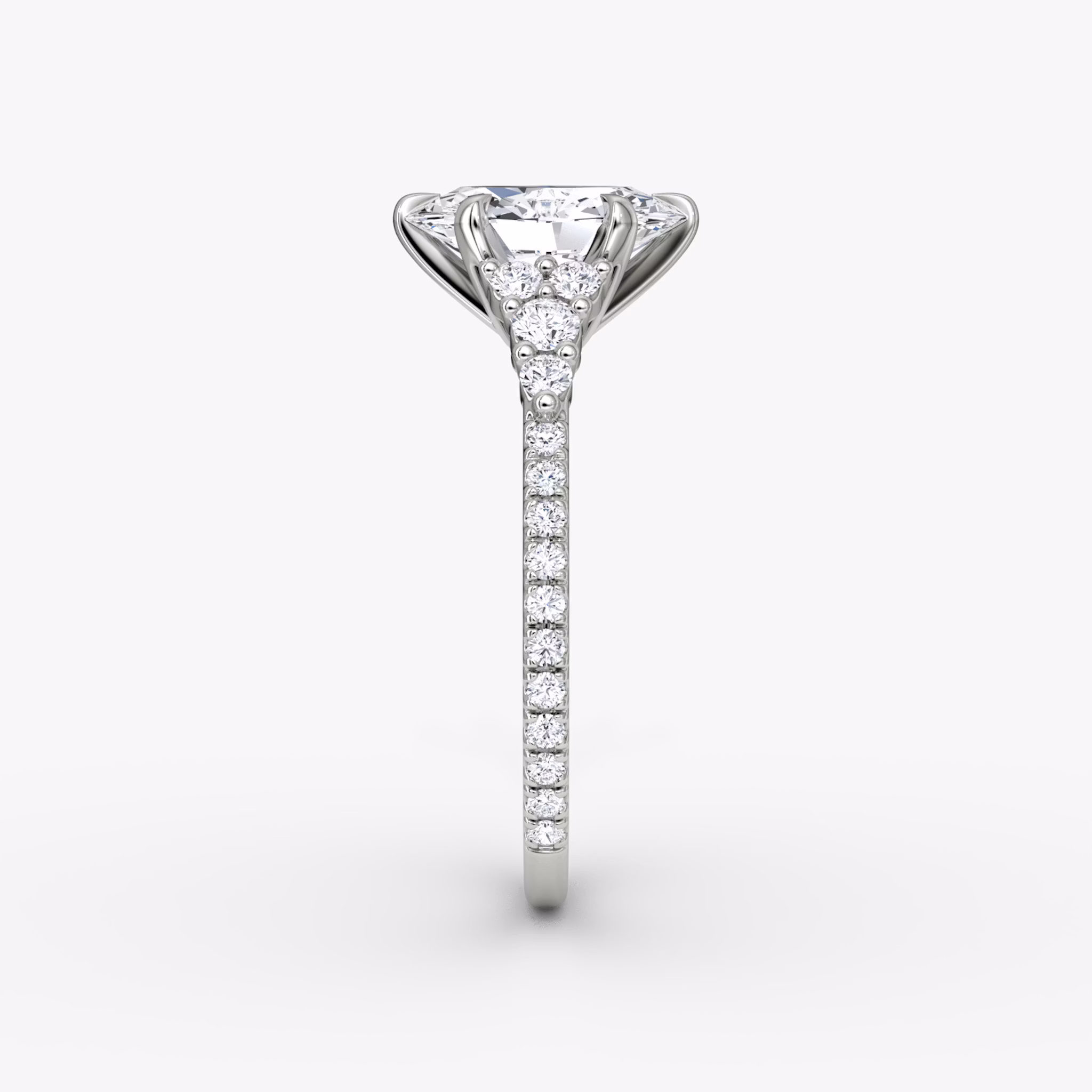 The Round Cluster Heirloom | Oval | Platinum | bandAccent: Pavé | diamondOrientation: vertical | caratWeight: other