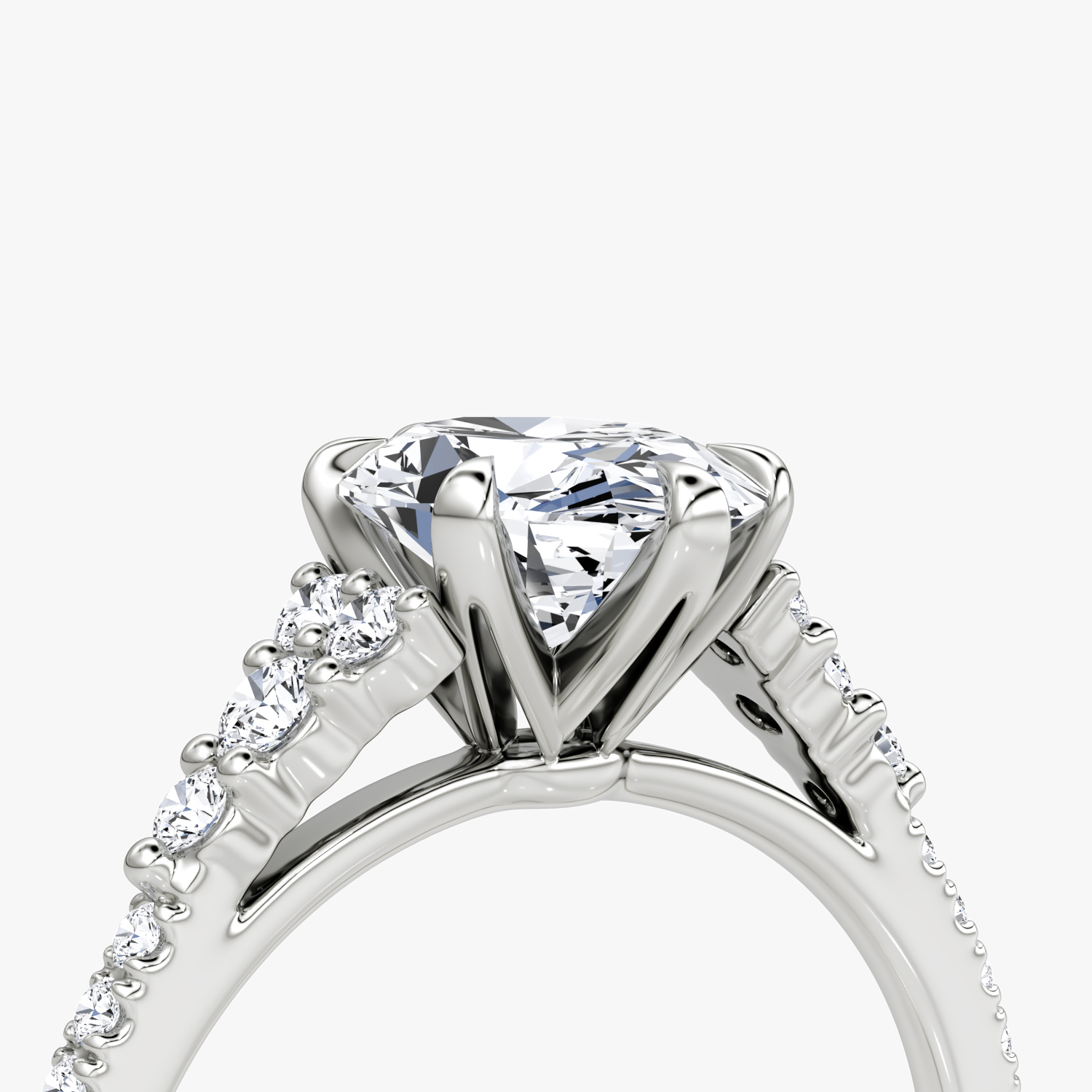 The Round Cluster Heirloom | Oval | Platinum | bandAccent: Pavé | diamondOrientation: vertical | caratWeight: other