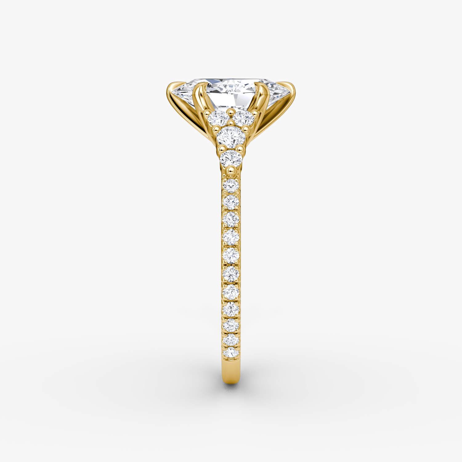 Anillo de compromiso Round Cluster Heirloom | Oval | 18k | Oro amarillo | bandAccent: Pavé | diamondOrientation: vertical | caratWeight: other
