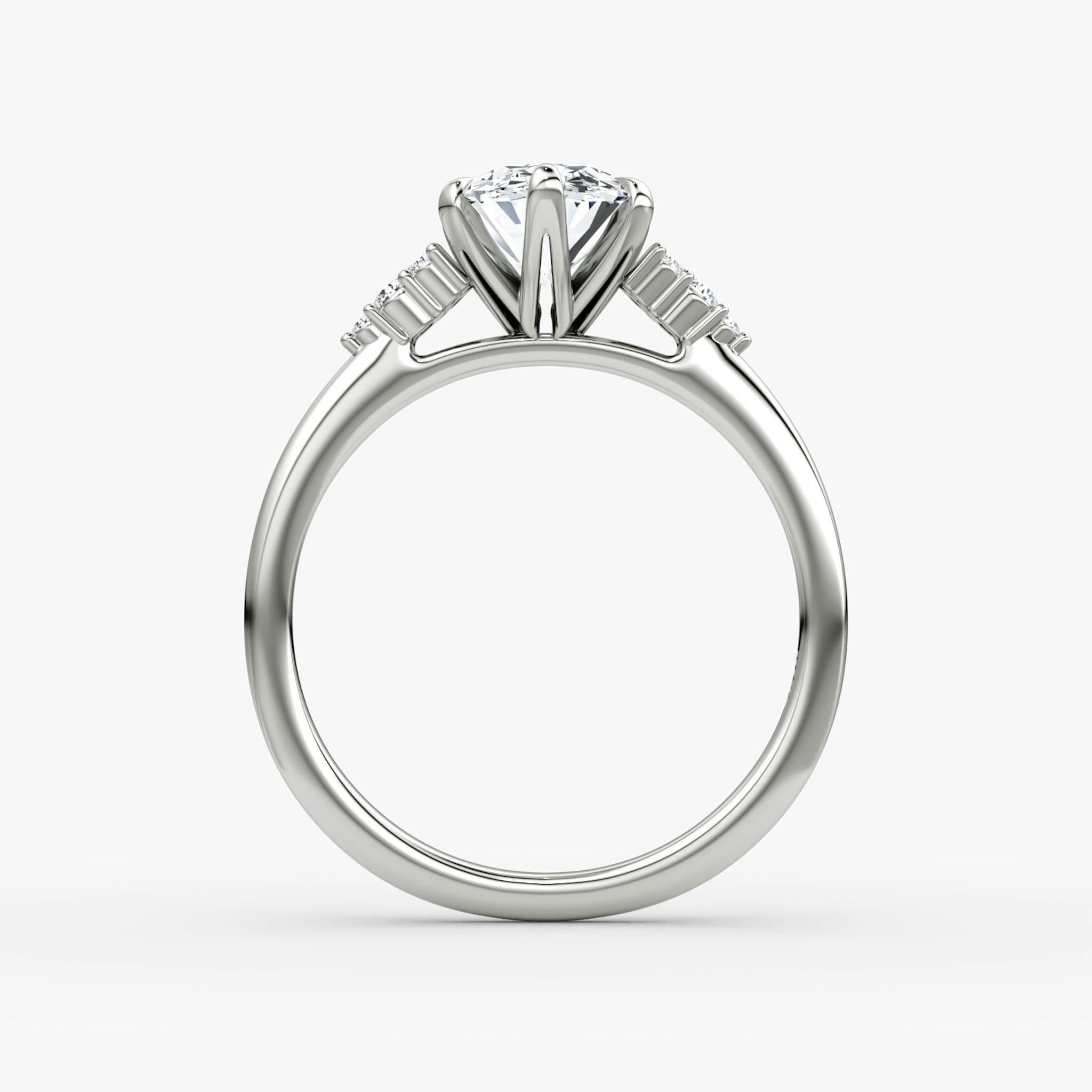 The Round Cluster Heirloom | Oval | 18k | White Gold | bandAccent: Plain | diamondOrientation: vertical | caratWeight: other