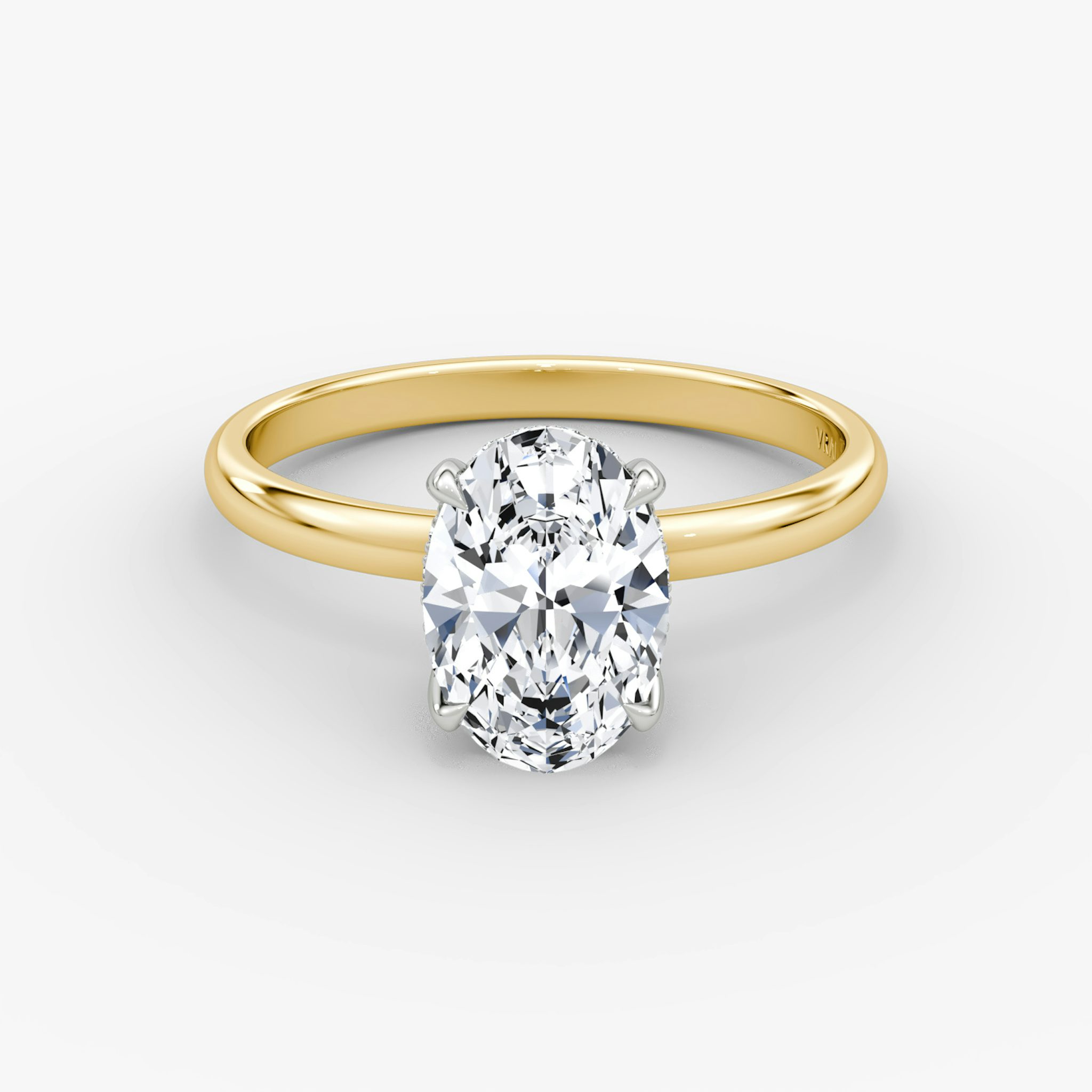 Anillo de compromiso Classic Hidden Halo | Oval | 18k | Oro amarillo y platino | bandAccent: Simple | bandWidth: large | prongStyle: Simple | diamondOrientation: vertical | caratWeight: other