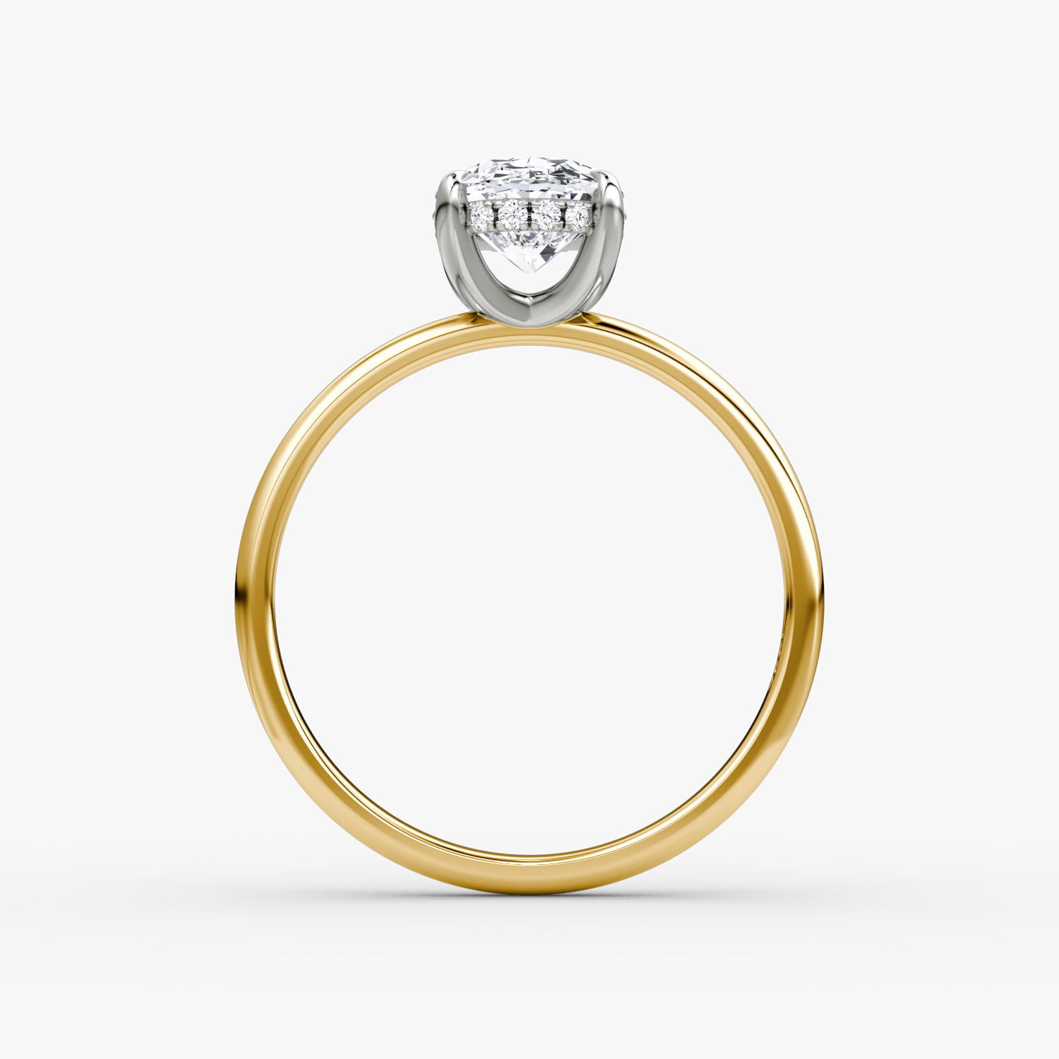 Anillo de compromiso Classic Hidden Halo | Oval | 18k | Oro amarillo y platino | bandAccent: Simple | bandWidth: large | prongStyle: Simple | diamondOrientation: vertical | caratWeight: other