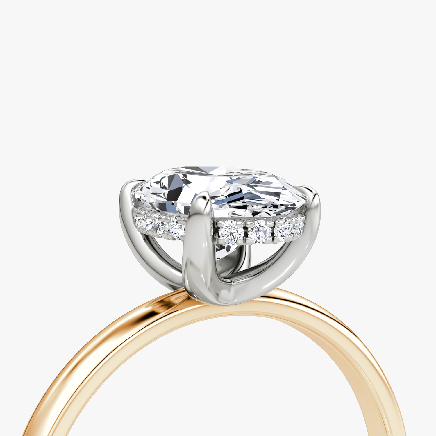 Anillo de compromiso Classic Hidden Halo | Oval | 14k | Oro rosa y platino | bandAccent: Simple | bandWidth: large | prongStyle: Simple | diamondOrientation: vertical | caratWeight: other