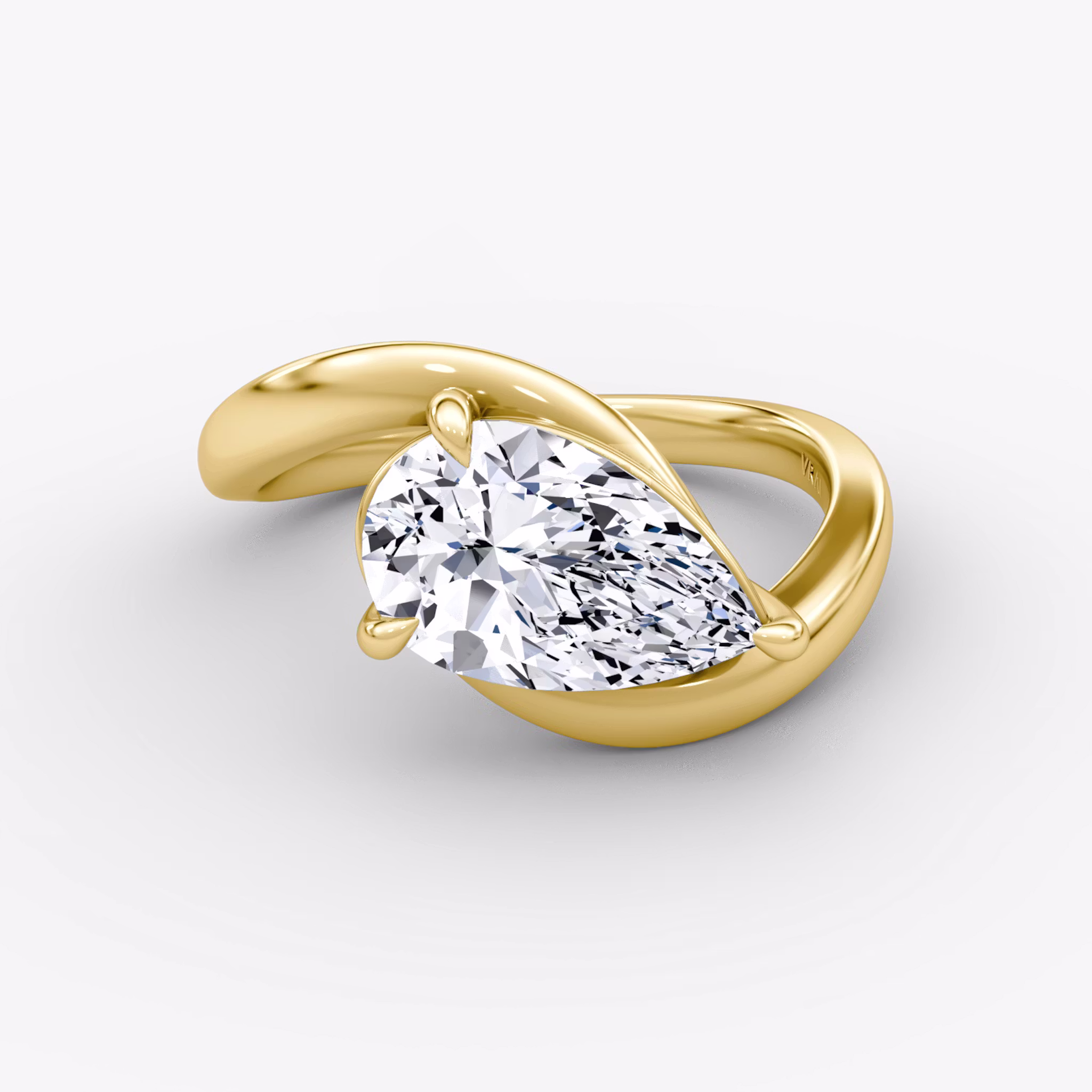 The Wrapped Solitaire Pear | Yellow Gold