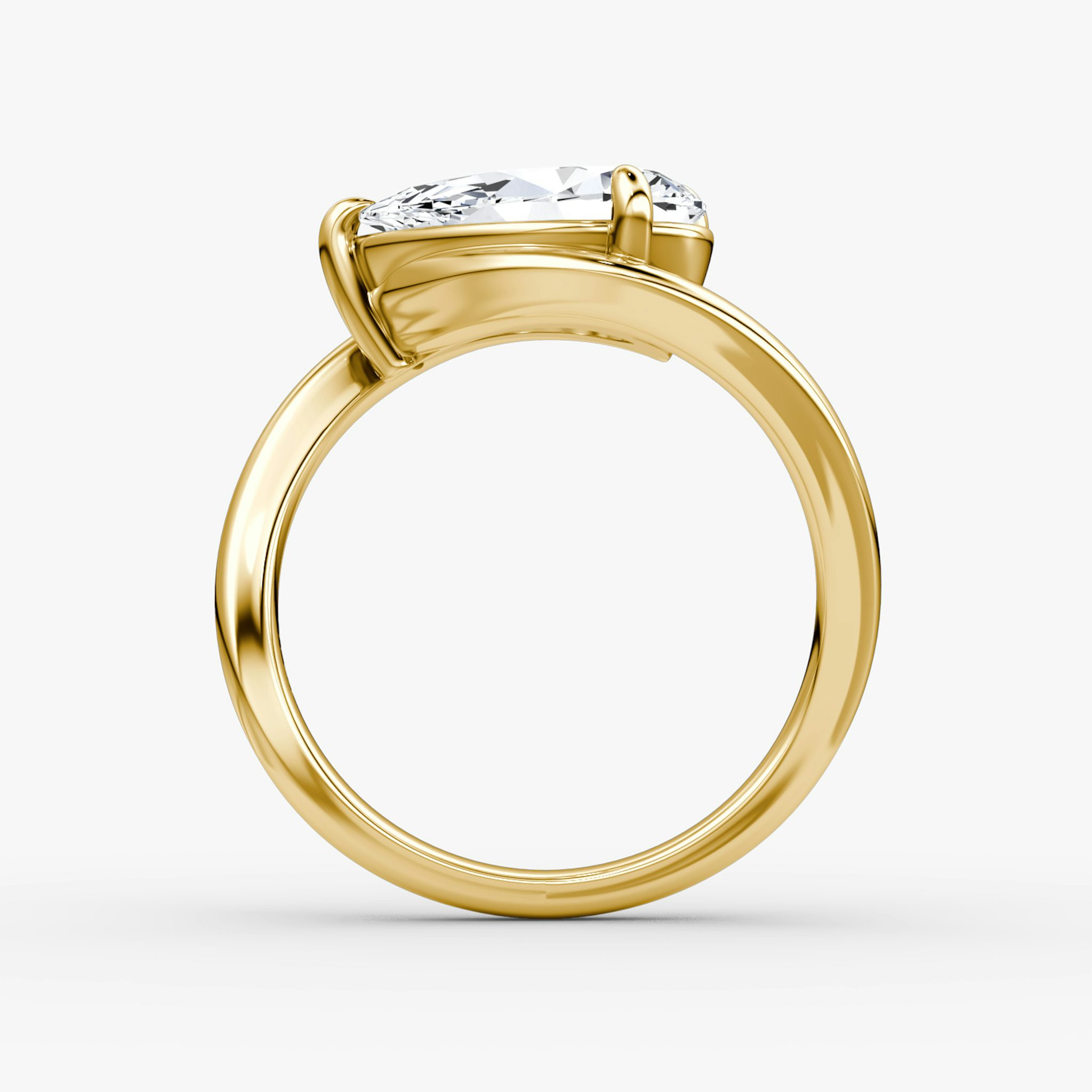 Wrapped Solitairo | Pera | 18k | Oro amarillo | bandAccent: Simple | diamondOrientation: vertical | caratWeight: other