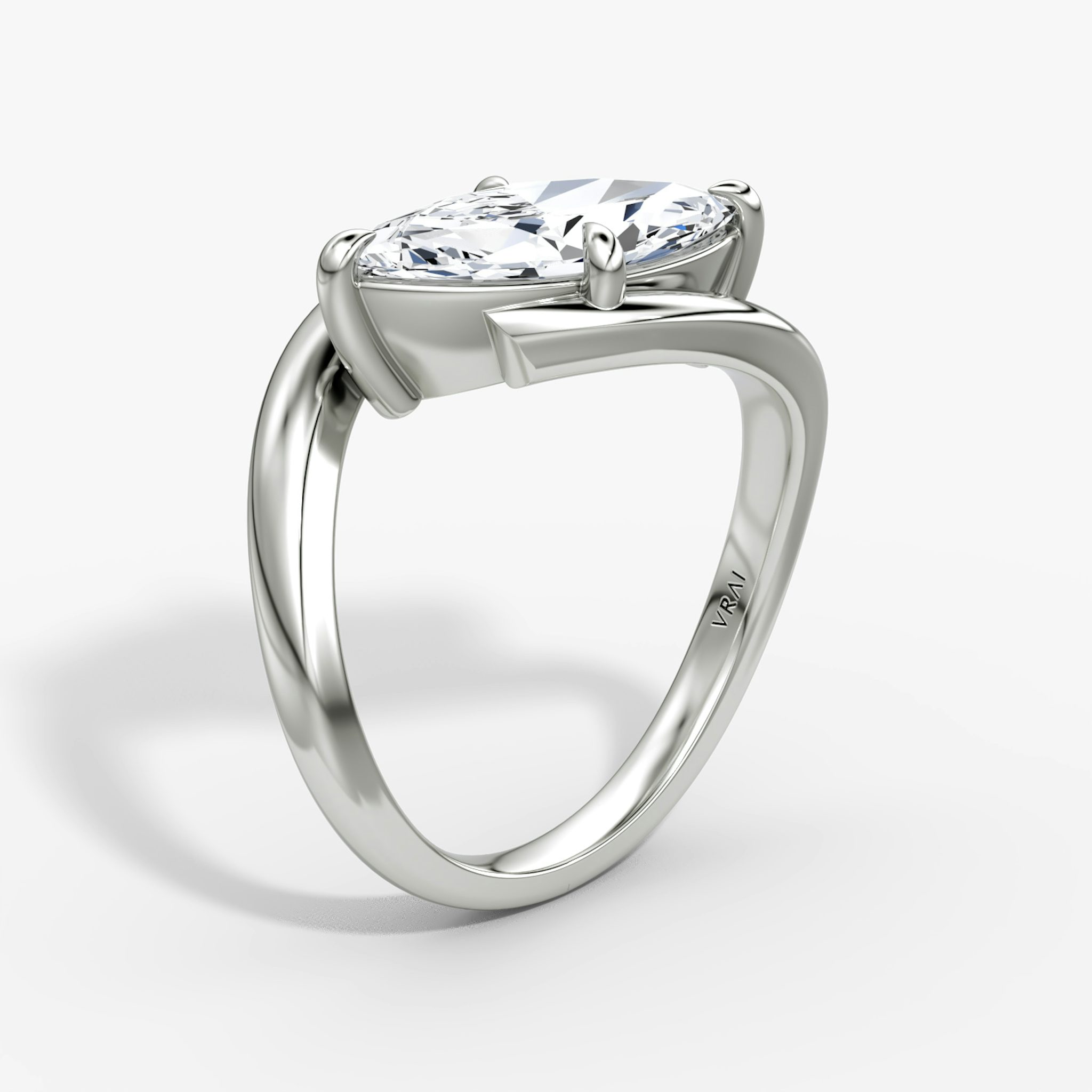 Wrapped Solitairo | Marquise | Platino | bandAccent: Simple | diamondOrientation: vertical | caratWeight: other