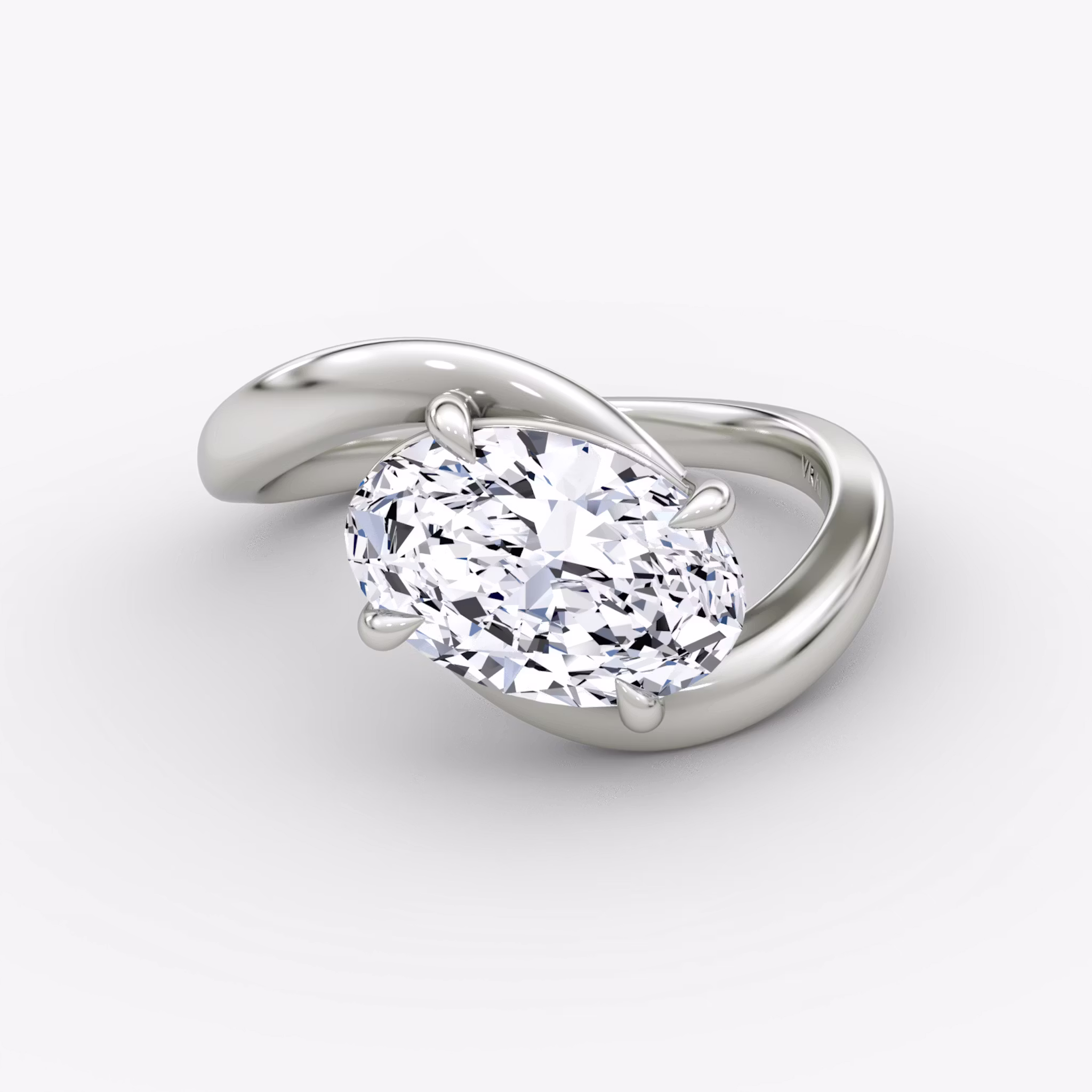 The Wrapped Solitaire Oval | Platinum