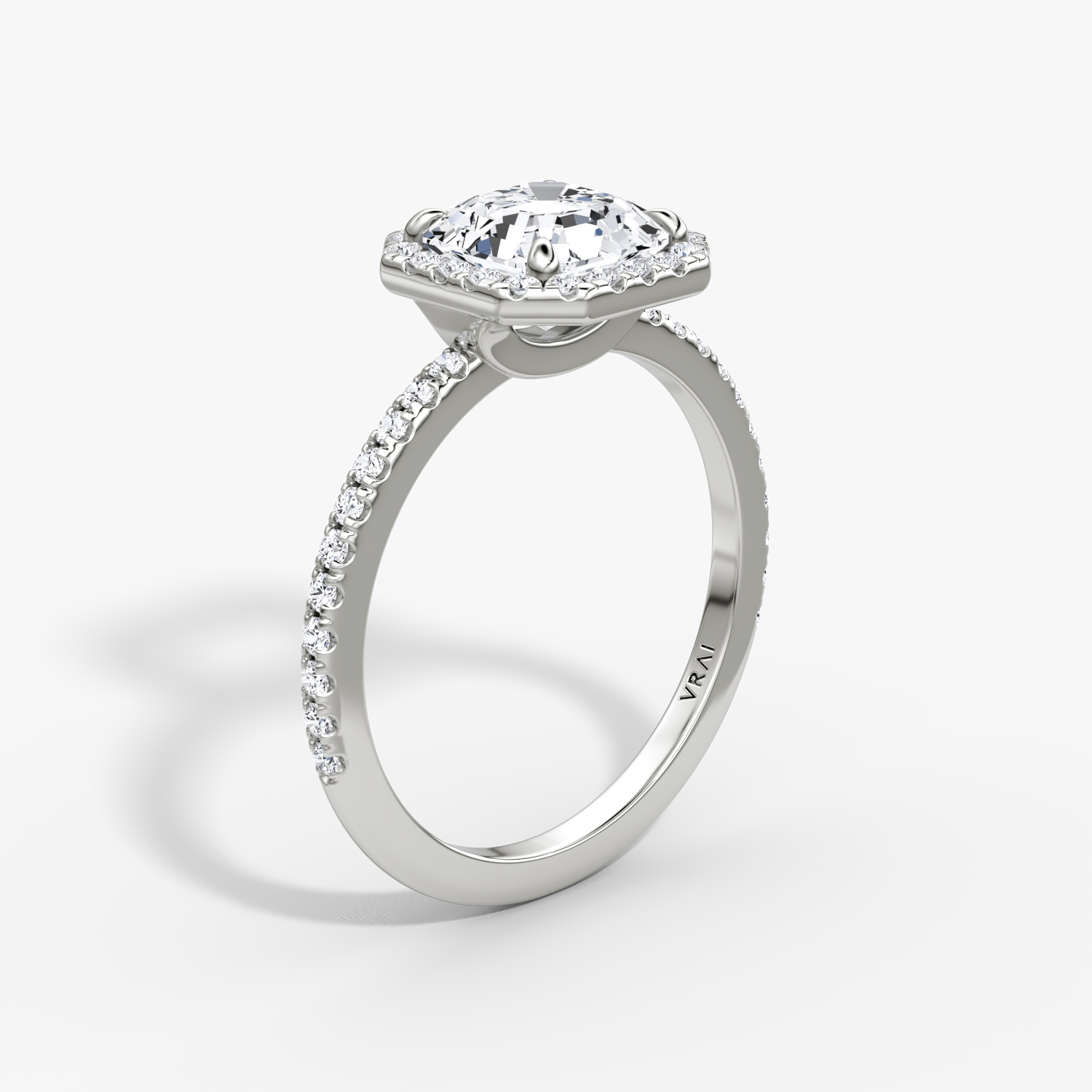 The Halo | Asscher | 18k | White Gold | bandAccent: Pavé | haloSize: original | diamondOrientation: vertical | caratWeight: other