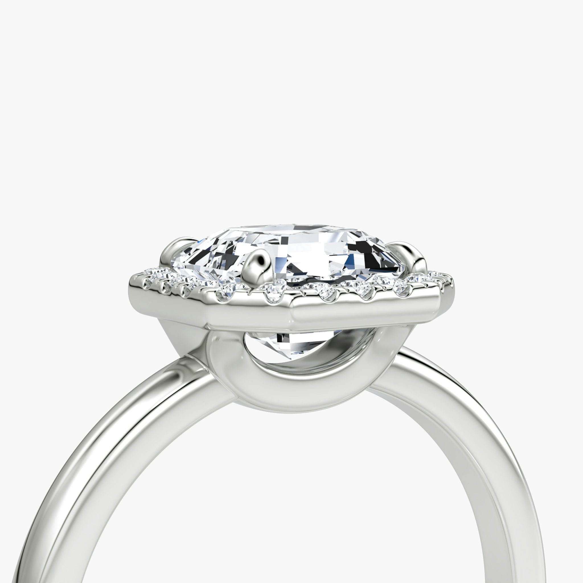 The Halo | Asscher | 18k | White Gold | bandAccent: Plain | haloSize: original | diamondOrientation: vertical | caratWeight: other