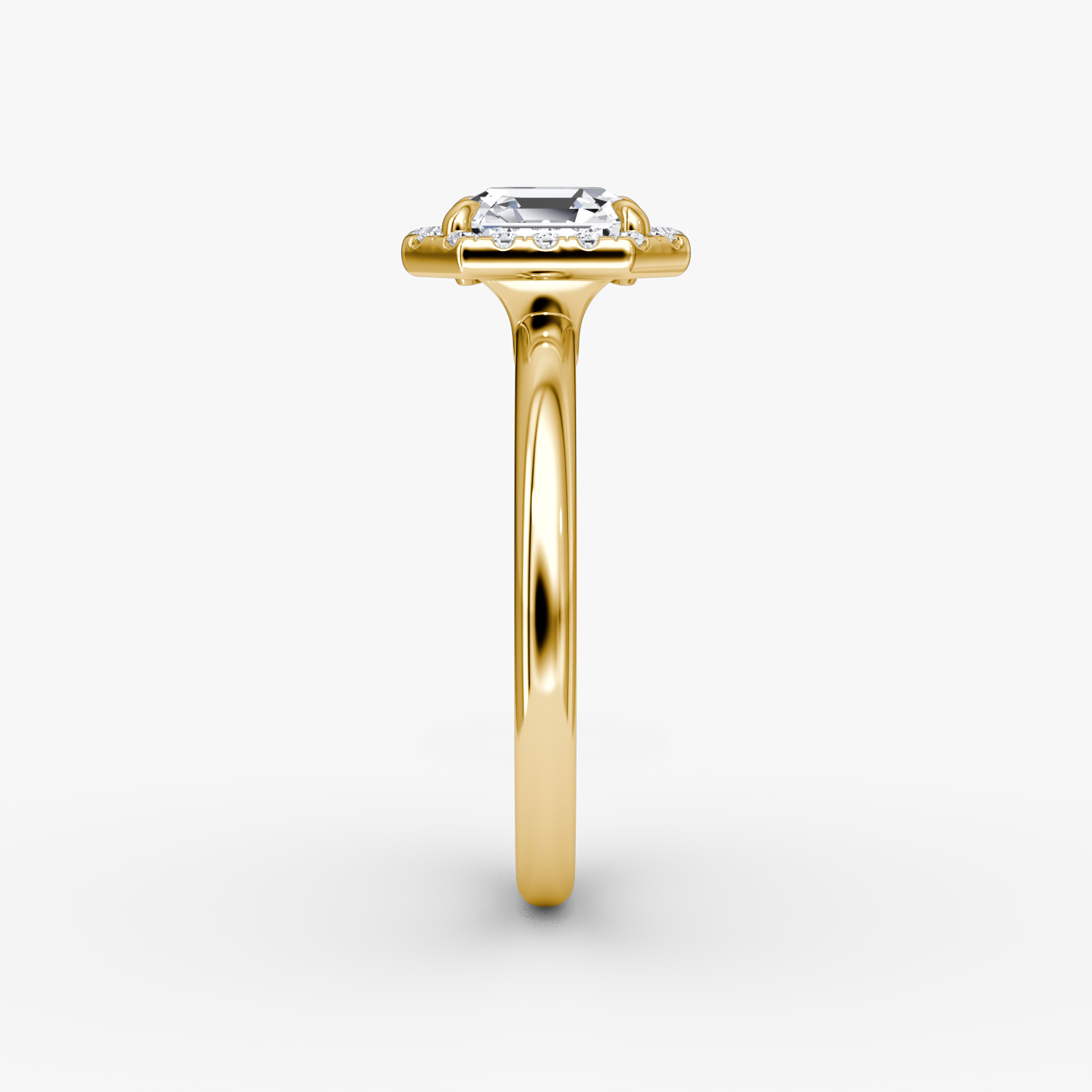The Halo | Asscher | 18k | Yellow Gold | bandAccent: Plain | haloSize: original | diamondOrientation: vertical | caratWeight: other