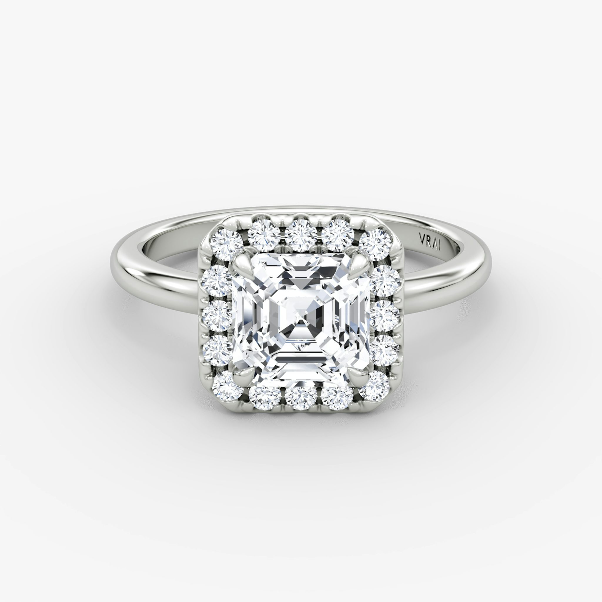 The Halo | Asscher | 18k | White Gold | bandAccent: Plain | haloSize: large | diamondOrientation: vertical | caratWeight: other