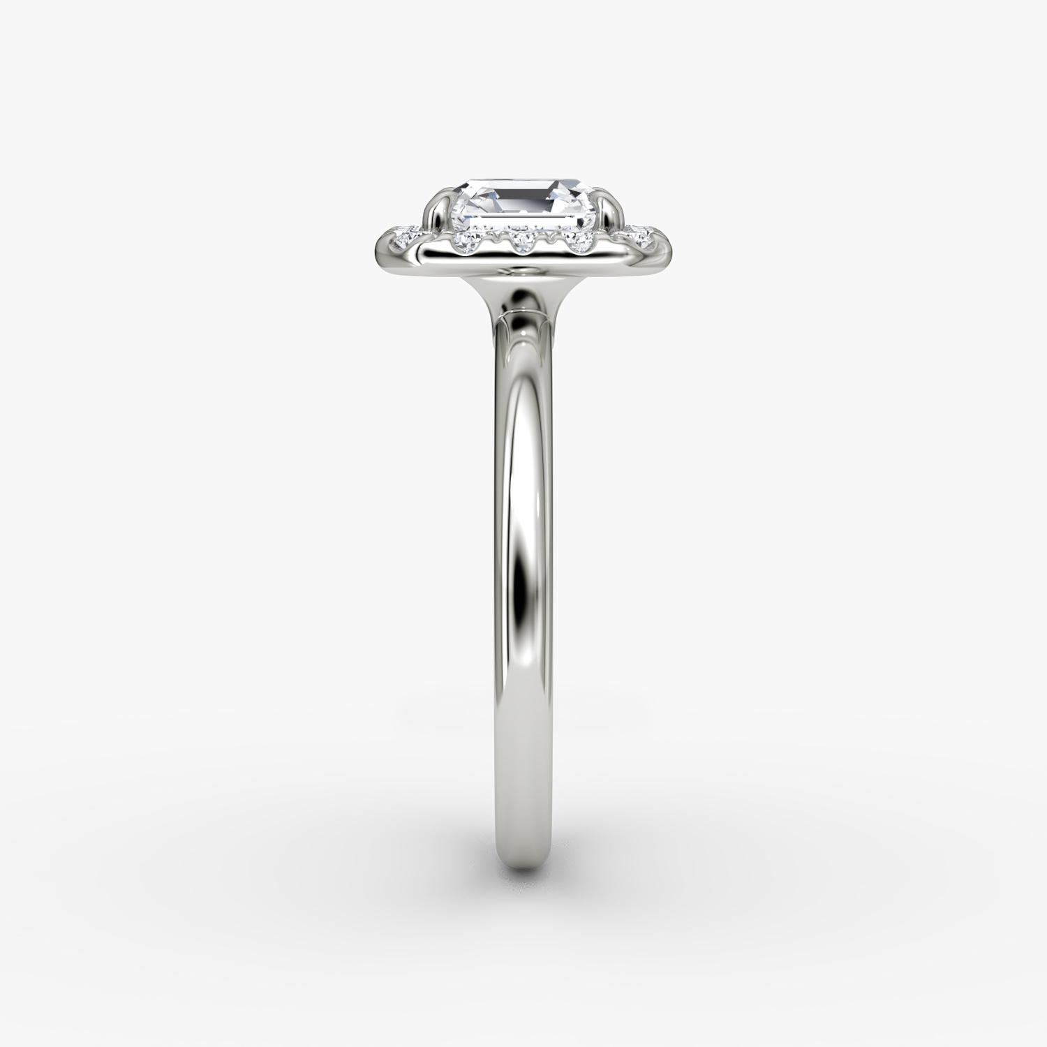 The Halo | Asscher | 18k | White Gold | bandAccent: Plain | haloSize: large | diamondOrientation: vertical | caratWeight: other