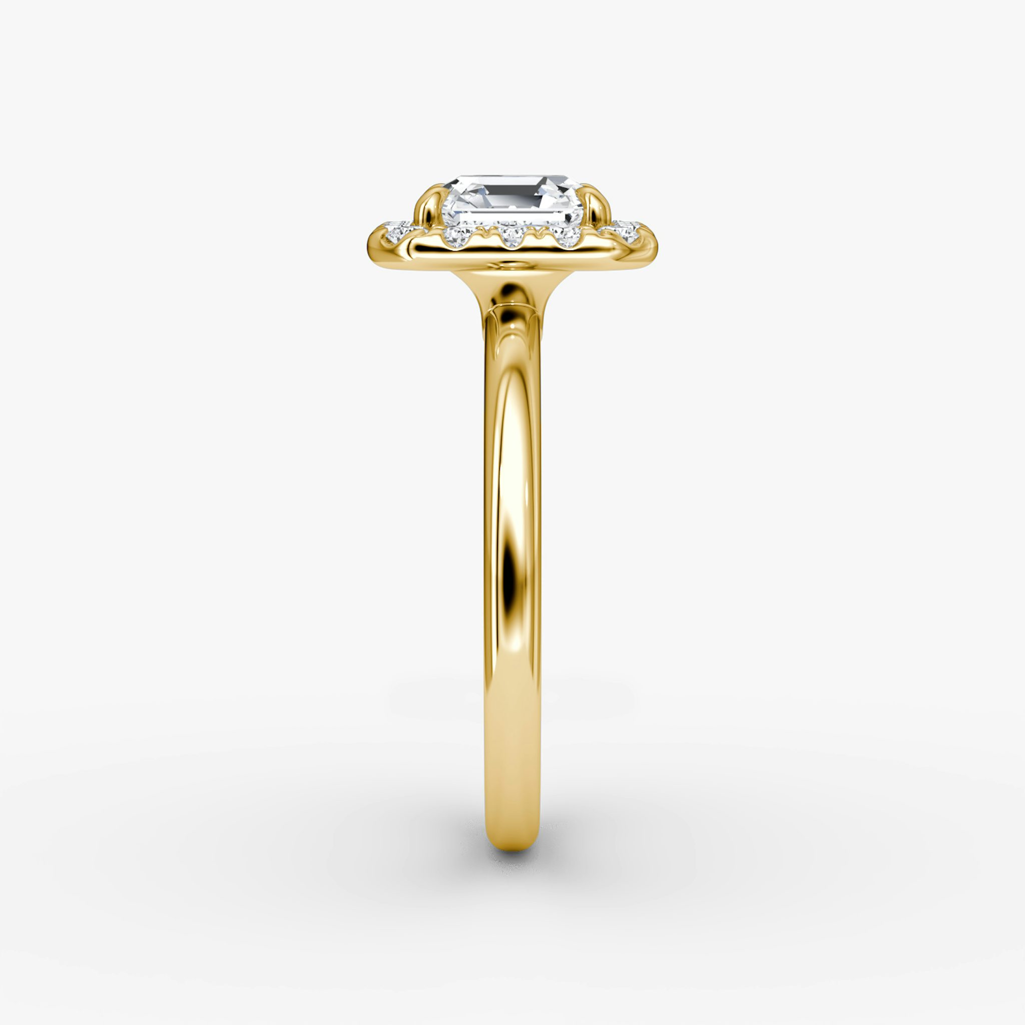 Anillo de compromiso Halo | Asscher | 18k | Oro amarillo | bandAccent: Simple | haloSize: large | diamondOrientation: vertical | caratWeight: other