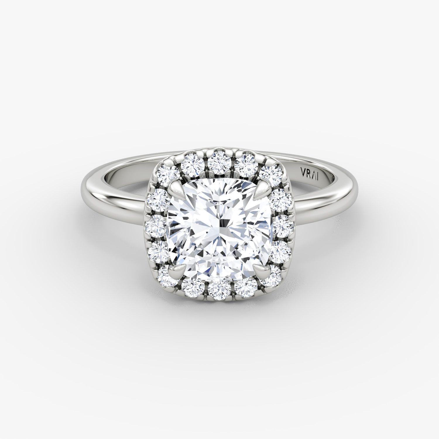 The Halo | Cushion | 18k | White Gold | bandAccent: Plain | haloSize: large | diamondOrientation: vertical | caratWeight: other