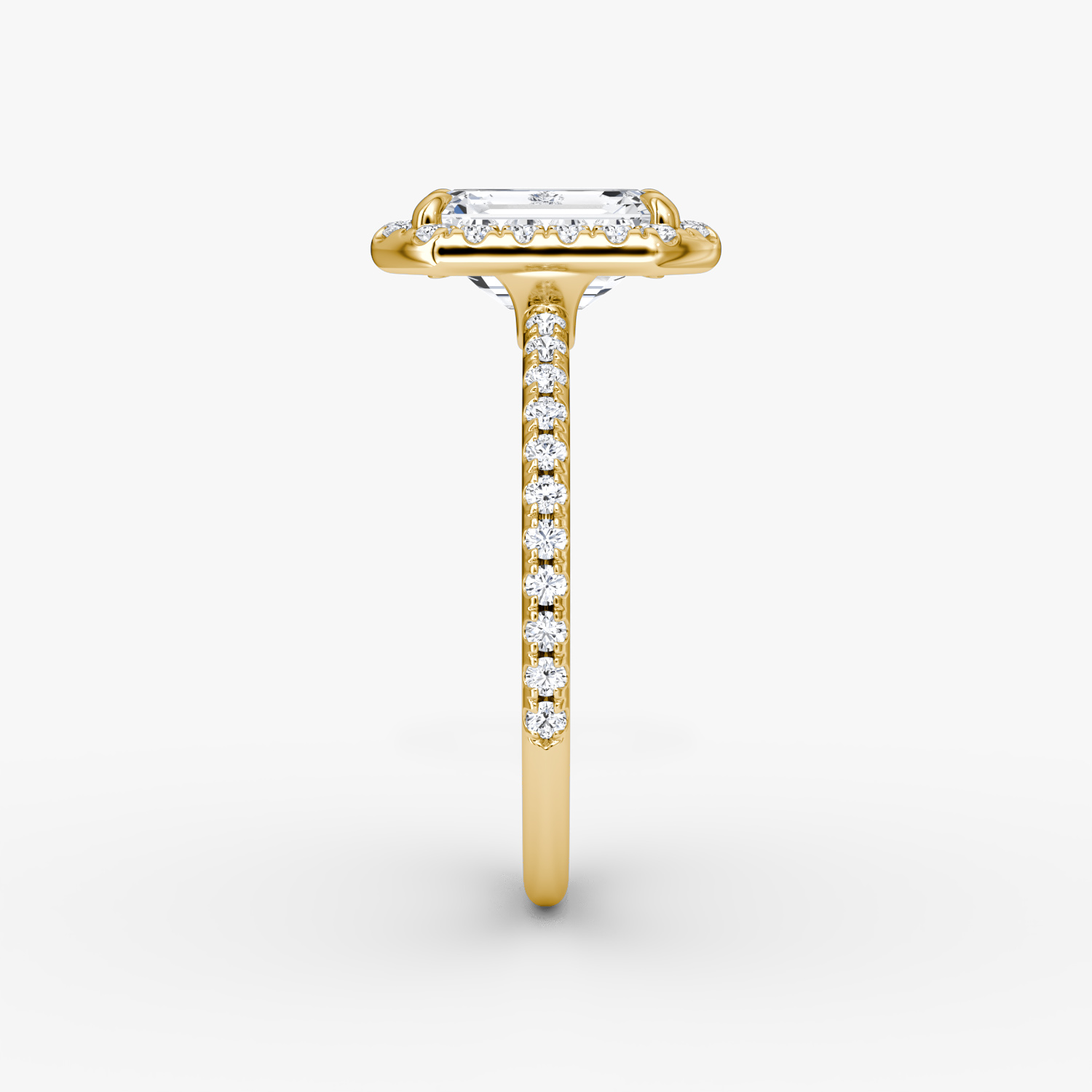 The Halo | Emerald | 18k | Yellow Gold | bandAccent: Pavé | haloSize: original | diamondOrientation: vertical | caratWeight: other