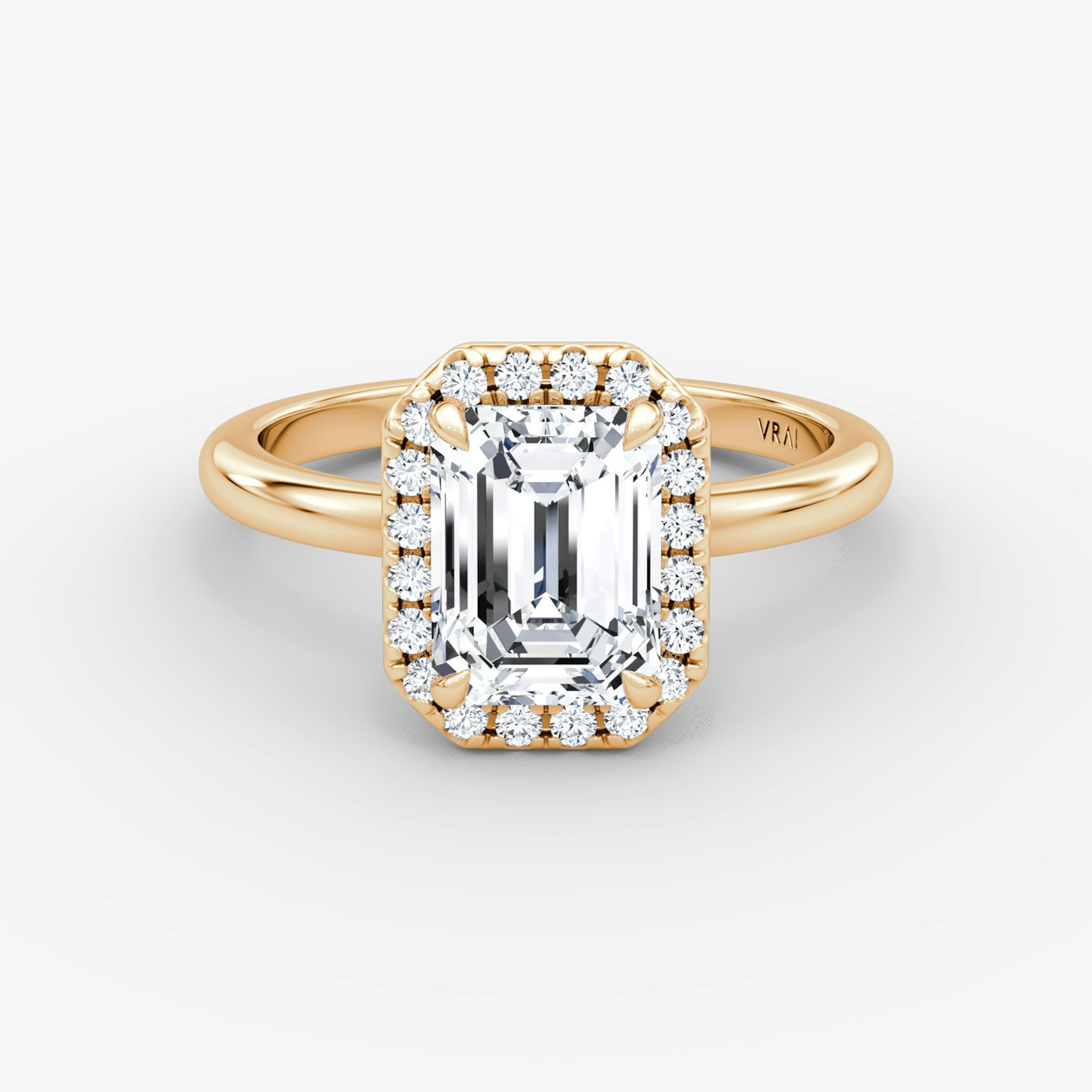 Anillo de compromiso Halo | Esmeralda | 14k | Oro rosa | bandAccent: Simple | haloSize: original | diamondOrientation: vertical | caratWeight: other