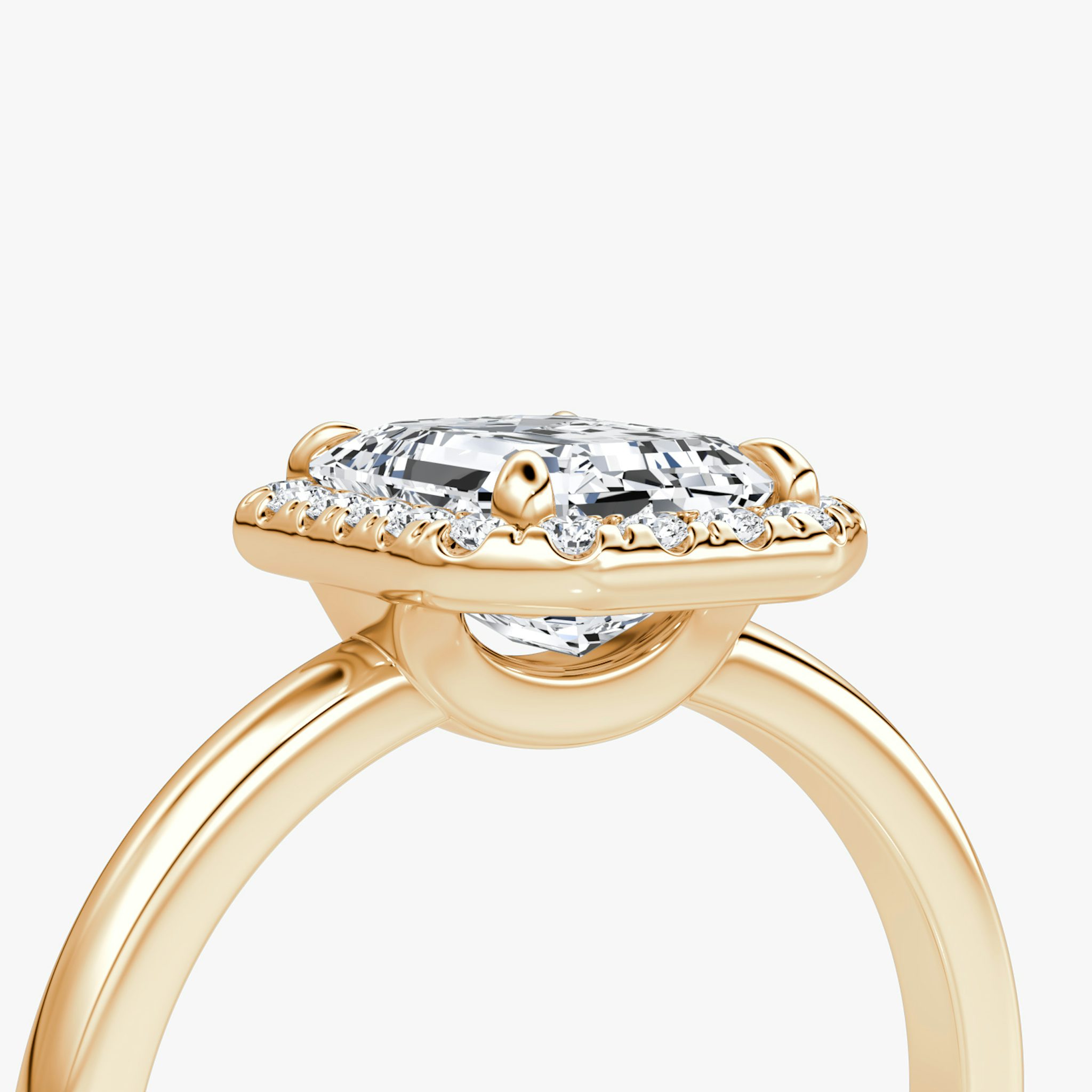 Anillo de compromiso Halo | Esmeralda | 14k | Oro rosa | bandAccent: Simple | haloSize: original | diamondOrientation: vertical | caratWeight: other