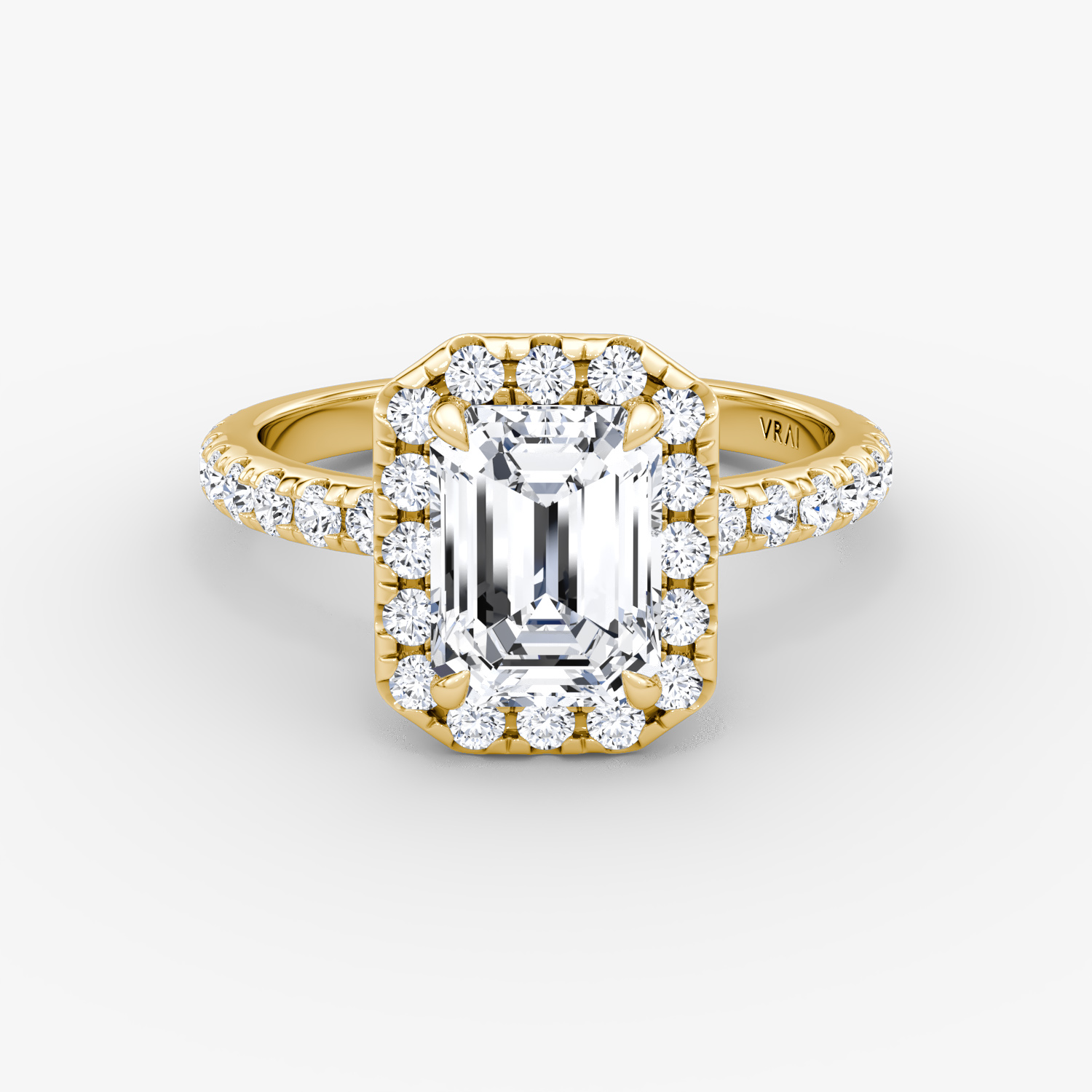 Halo | Emerald | 18k | Gelbgold | bandAccent: Mit Pavé-Besatz | haloSize: large | diamondOrientation: vertical | caratWeight: other