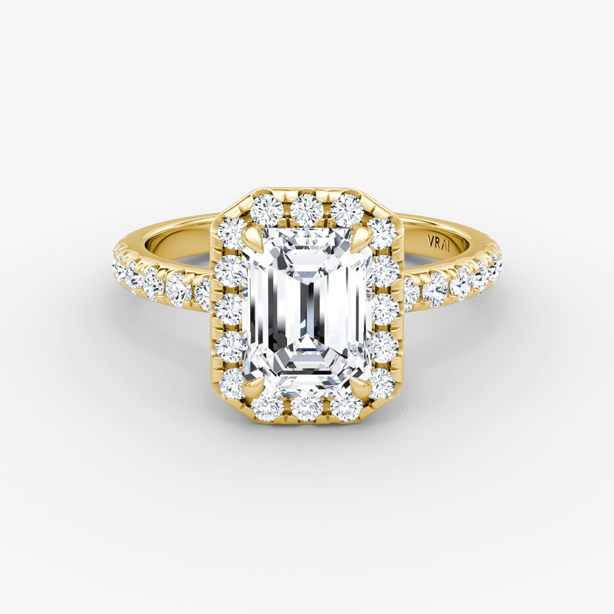 Halo | Emerald | 18k | Gelbgold | bandAccent: Mit Pavé-Besatz | haloSize: large | diamondOrientation: vertical | caratWeight: other