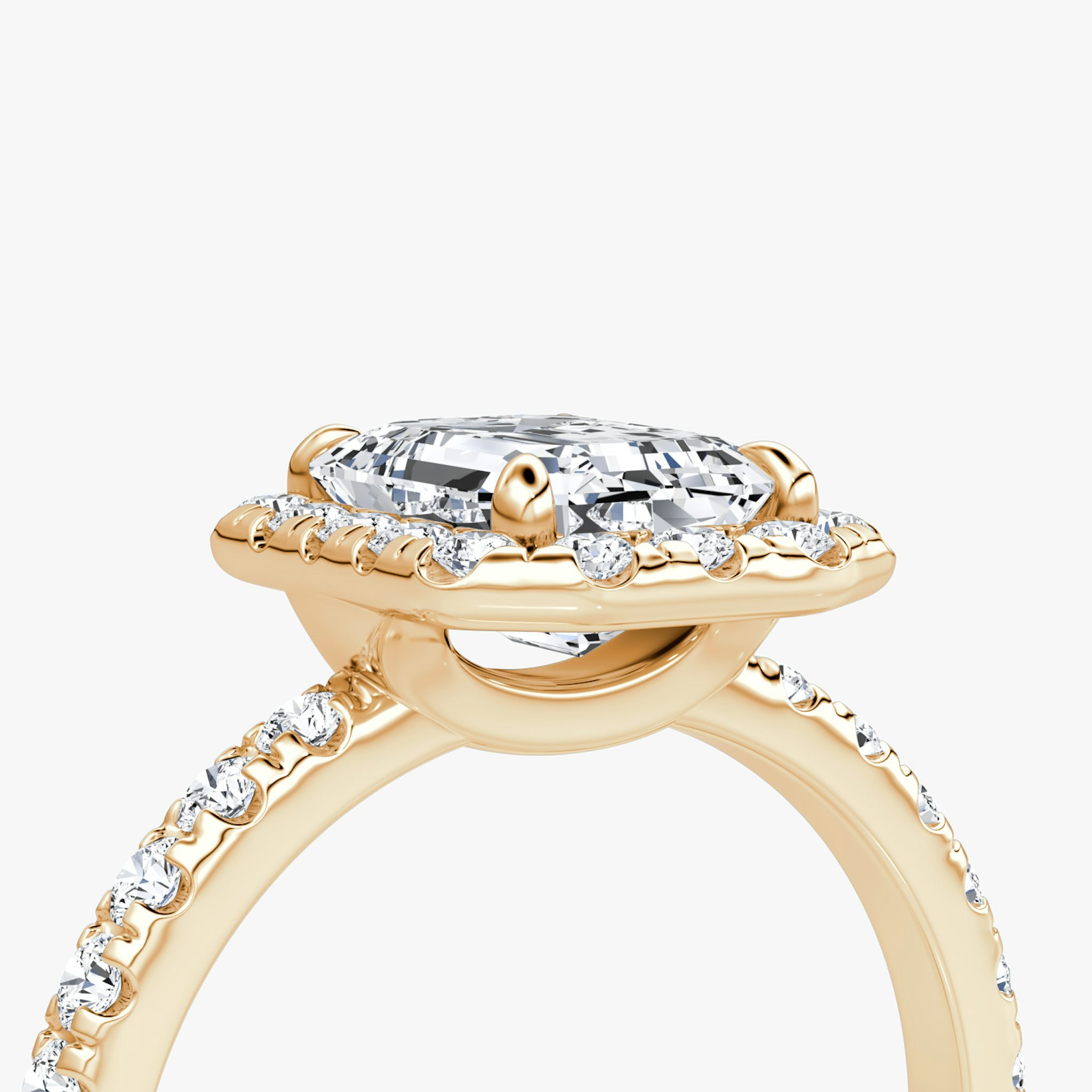 Anillo de compromiso Halo | Esmeralda | 14k | Oro rosa | bandAccent: Pavé | haloSize: large | diamondOrientation: vertical | caratWeight: other