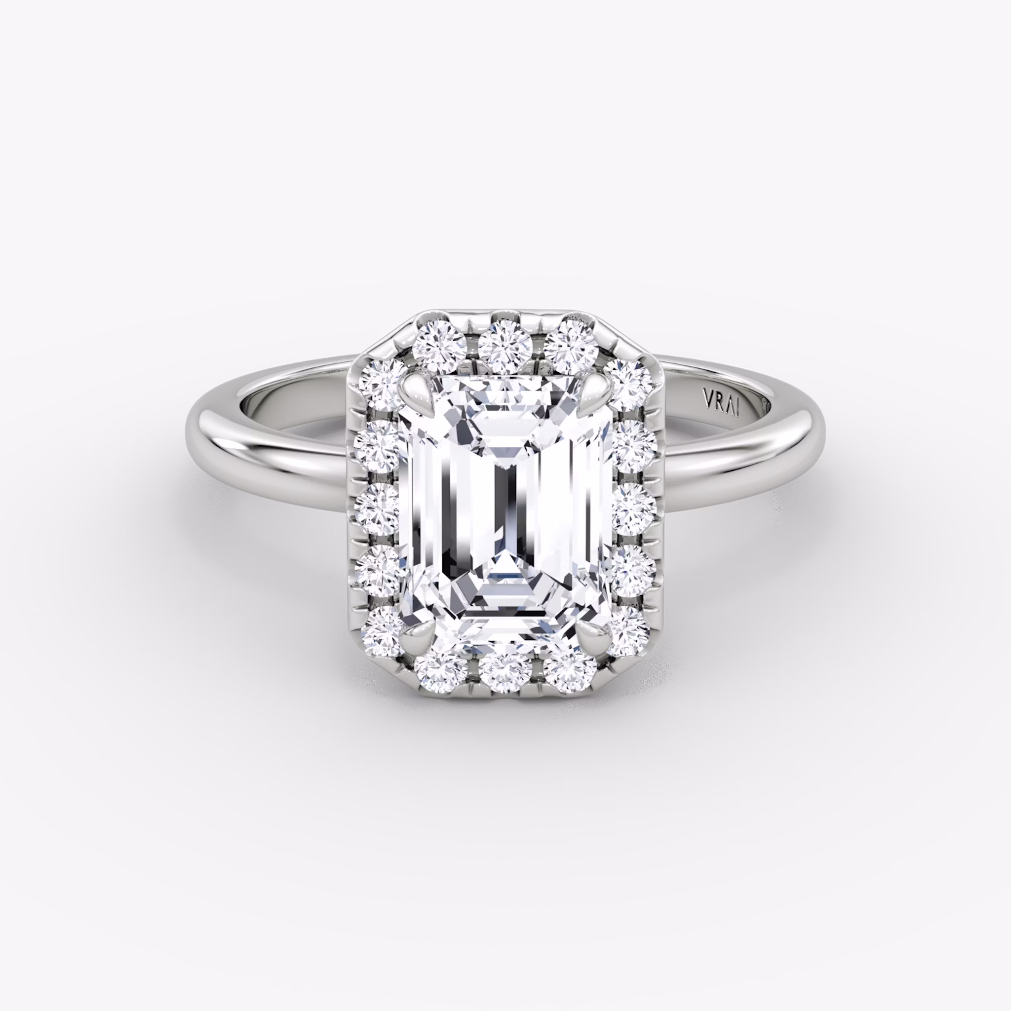 The Halo | Emerald | 18k | White Gold | bandAccent: Plain | haloSize: large | diamondOrientation: vertical | caratWeight: other