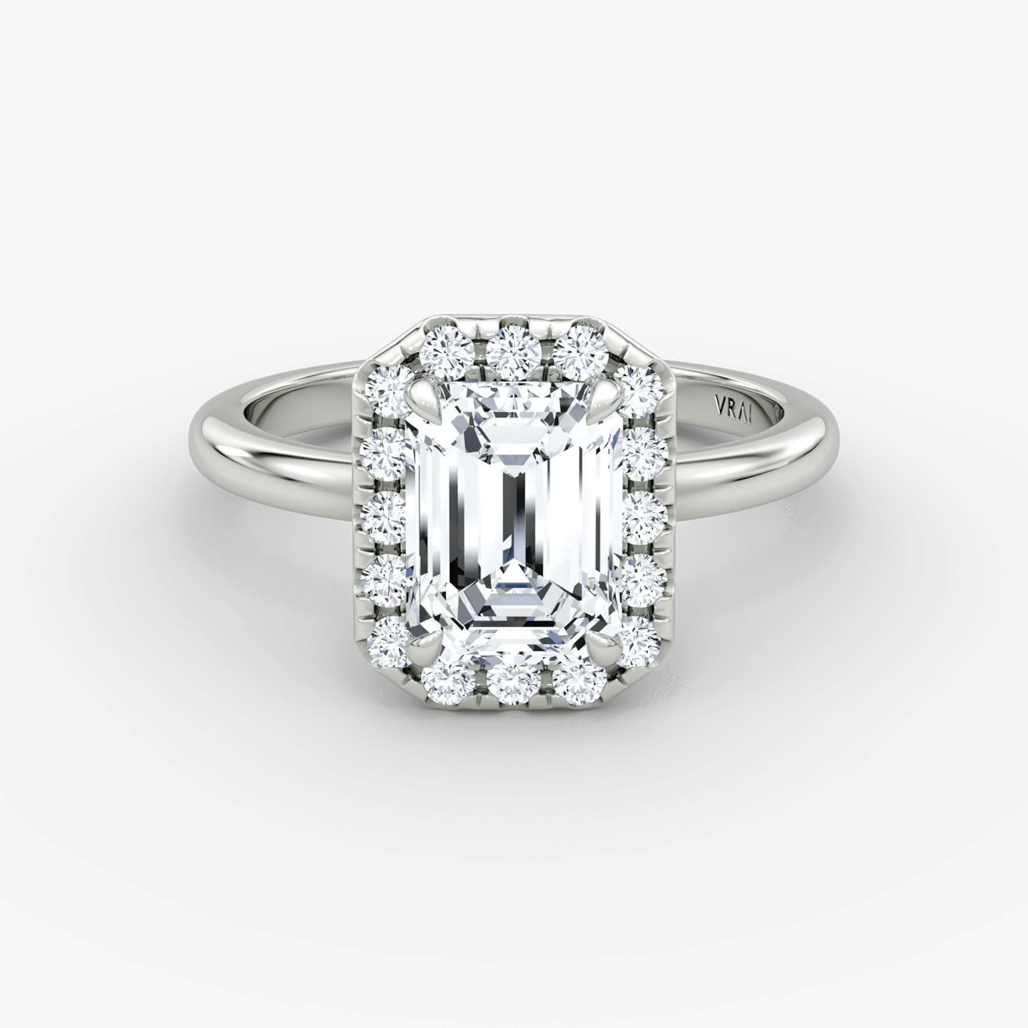 The Halo | Emerald | 18k | White Gold | bandAccent: Plain | haloSize: large | diamondOrientation: vertical | caratWeight: other