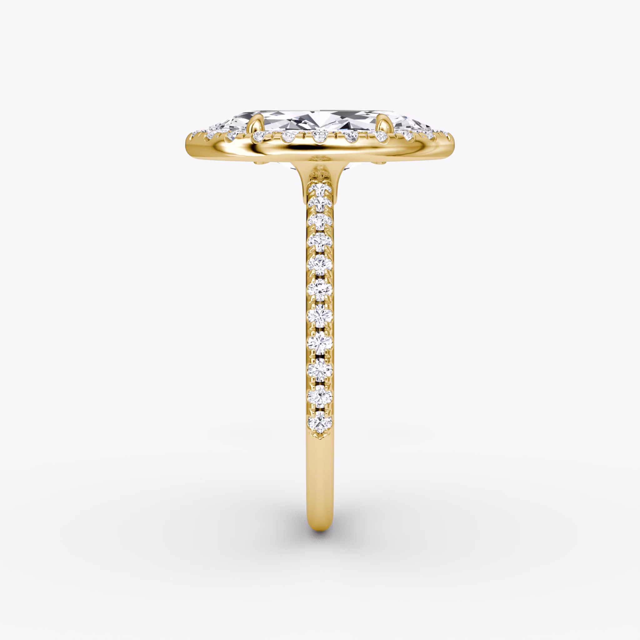 Anillo de compromiso Halo | Marquise | 18k | Oro amarillo | bandAccent: Pavé | haloSize: original | diamondOrientation: vertical | caratWeight: other