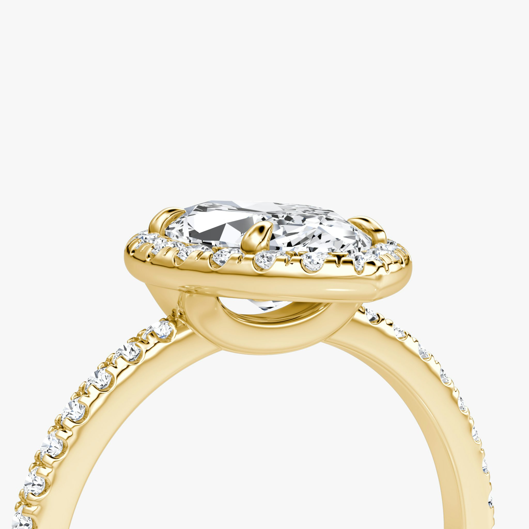 Anillo de compromiso Halo | Marquise | 18k | Oro amarillo | bandAccent: Pavé | haloSize: original | diamondOrientation: vertical | caratWeight: other