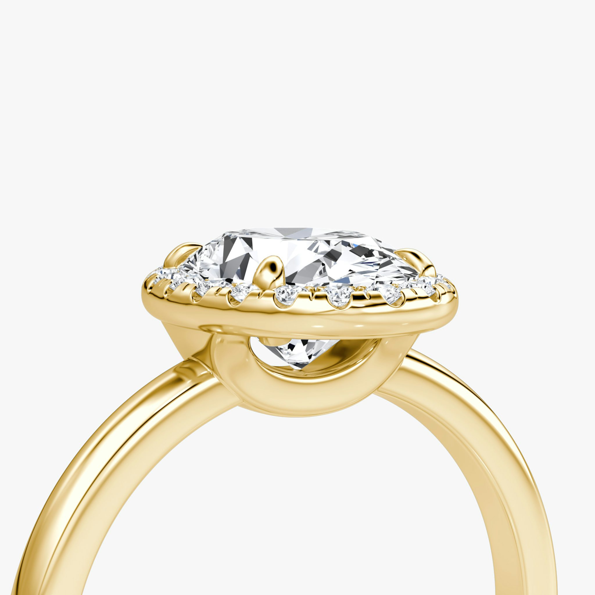 Halo | Oval | 18k | Gelbgold | bandAccent: Ohne Pavé-Besatz | haloSize: original | diamondOrientation: vertical | caratWeight: other