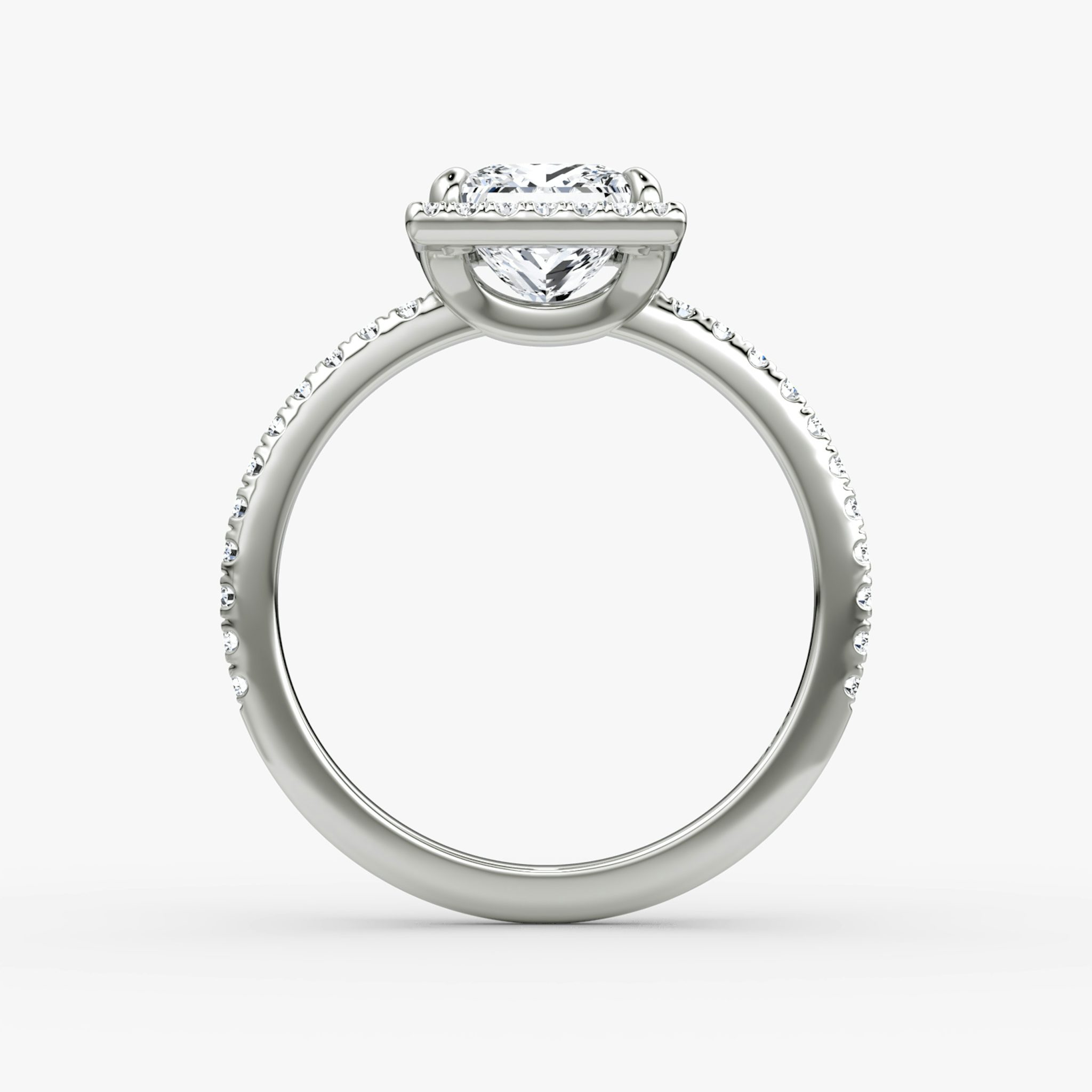 Halo | Princess | Platin | bandAccent: Mit Pavé-Besatz | haloSize: original | diamondOrientation: vertical | caratWeight: other