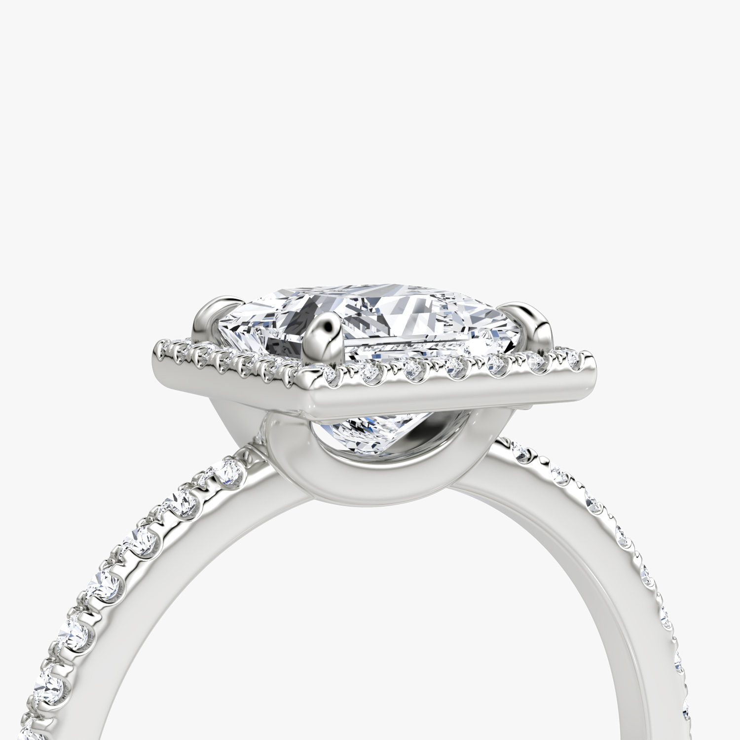 Halo | Princess | Platin | bandAccent: Mit Pavé-Besatz | haloSize: original | diamondOrientation: vertical | caratWeight: other