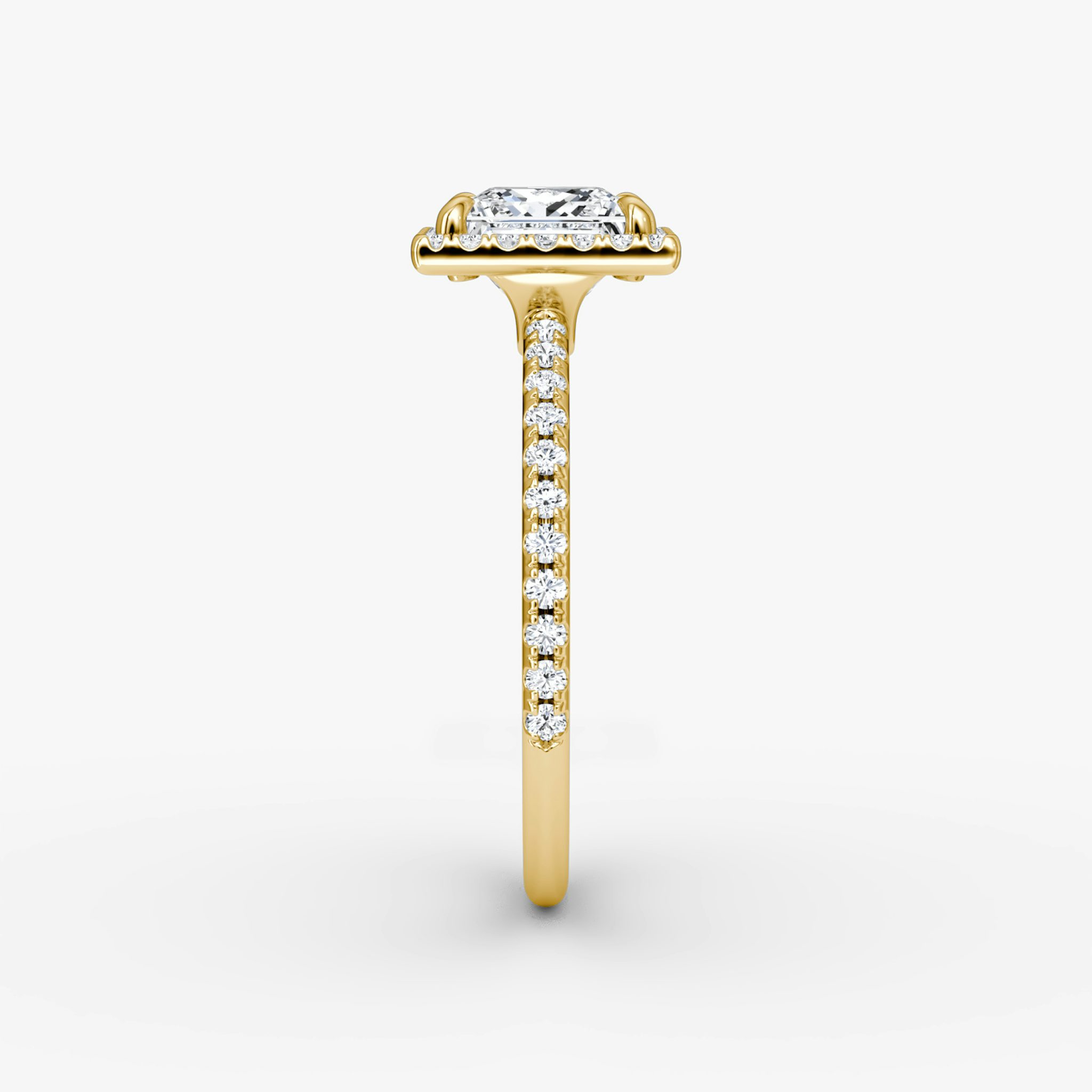 The Halo | Princess | 18k | Yellow Gold | bandAccent: Pavé | haloSize: original | diamondOrientation: vertical | caratWeight: other