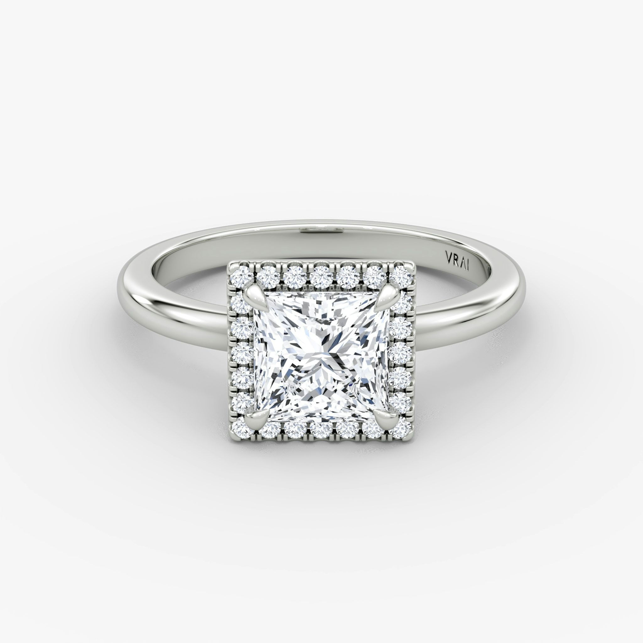 Halo | Princess | Platin | bandAccent: Ohne Pavé-Besatz | haloSize: original | diamondOrientation: vertical | caratWeight: other