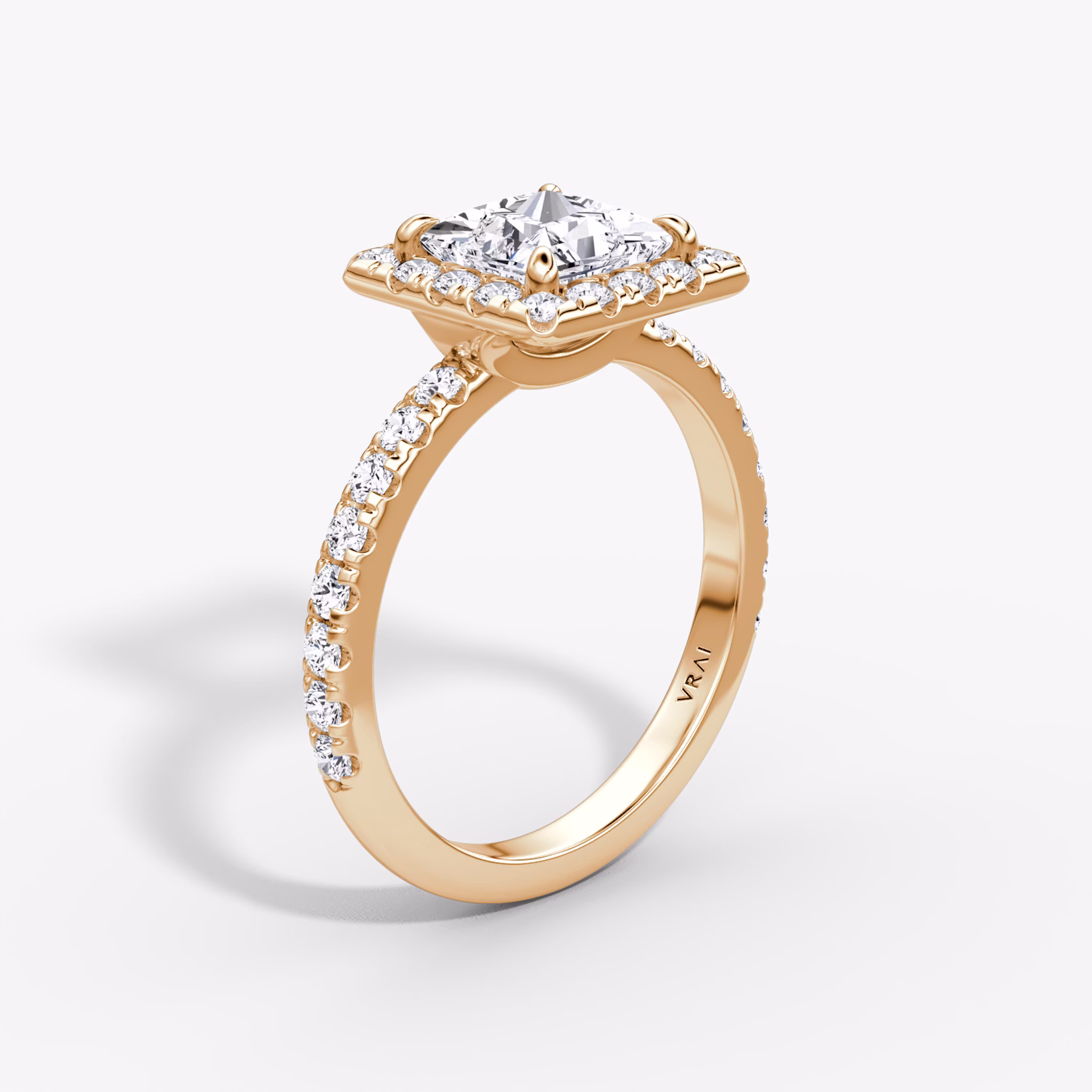 Halo | Princess | 14k | Roségold | bandAccent: Mit Pavé-Besatz | haloSize: large | diamondOrientation: vertical | caratWeight: other