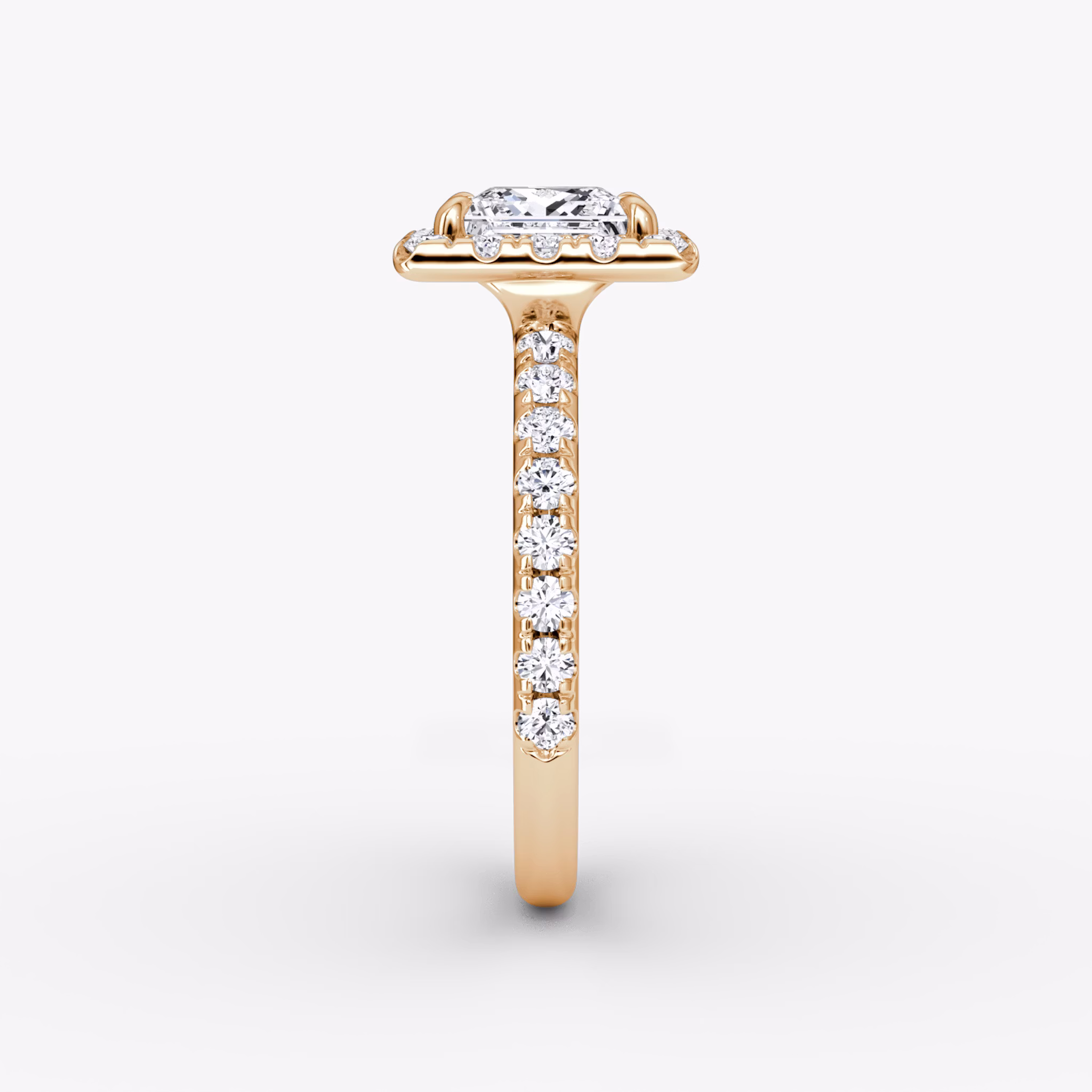 Halo | Princess | 14k | Roségold | bandAccent: Mit Pavé-Besatz | haloSize: large | diamondOrientation: vertical | caratWeight: other