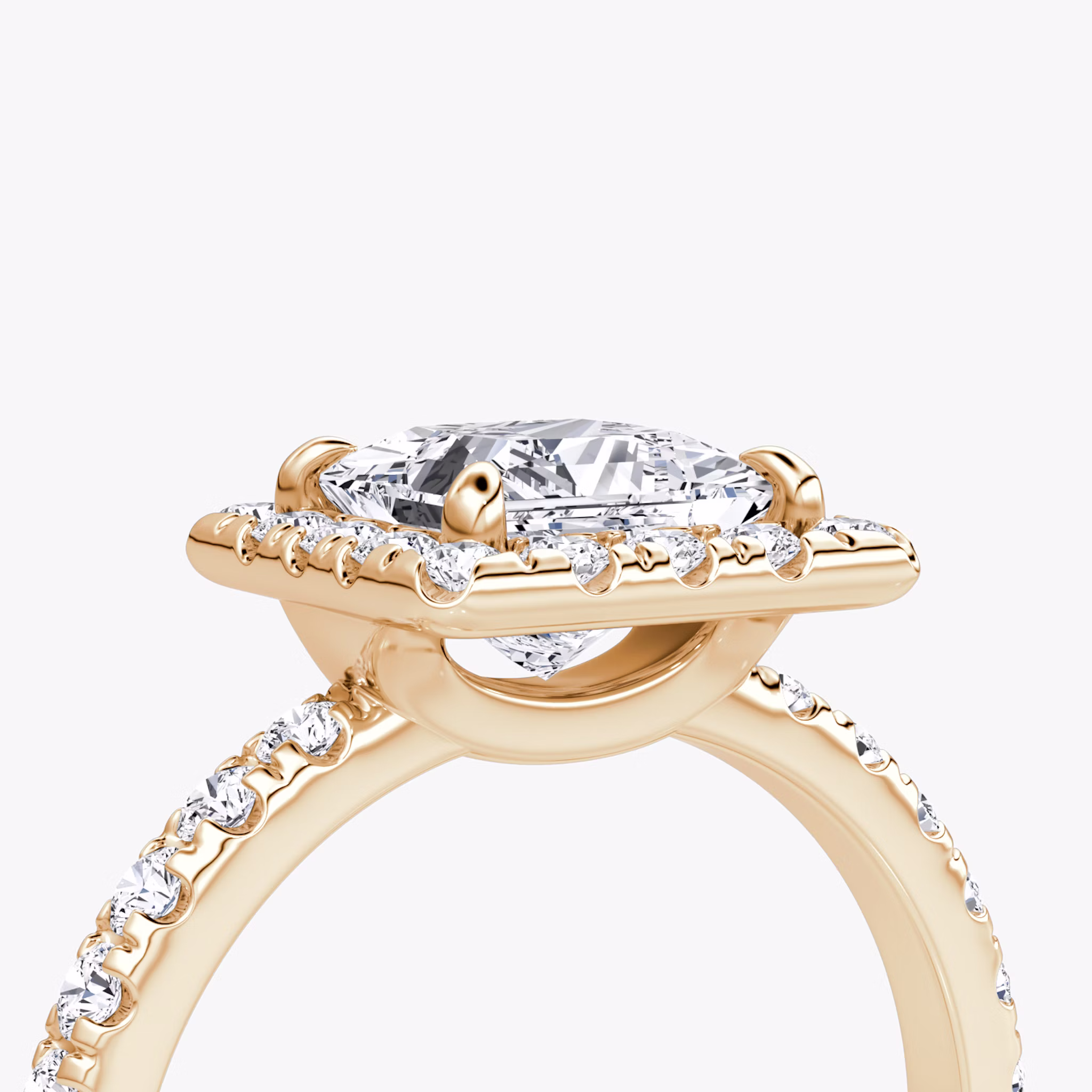 Halo | Princess | 14k | Roségold | bandAccent: Mit Pavé-Besatz | haloSize: large | diamondOrientation: vertical | caratWeight: other