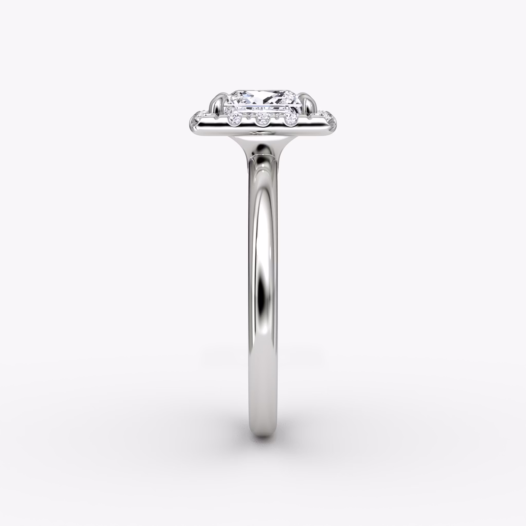 Halo | Princess | Platin | bandAccent: Ohne Pavé-Besatz | haloSize: large | diamondOrientation: vertical | caratWeight: other