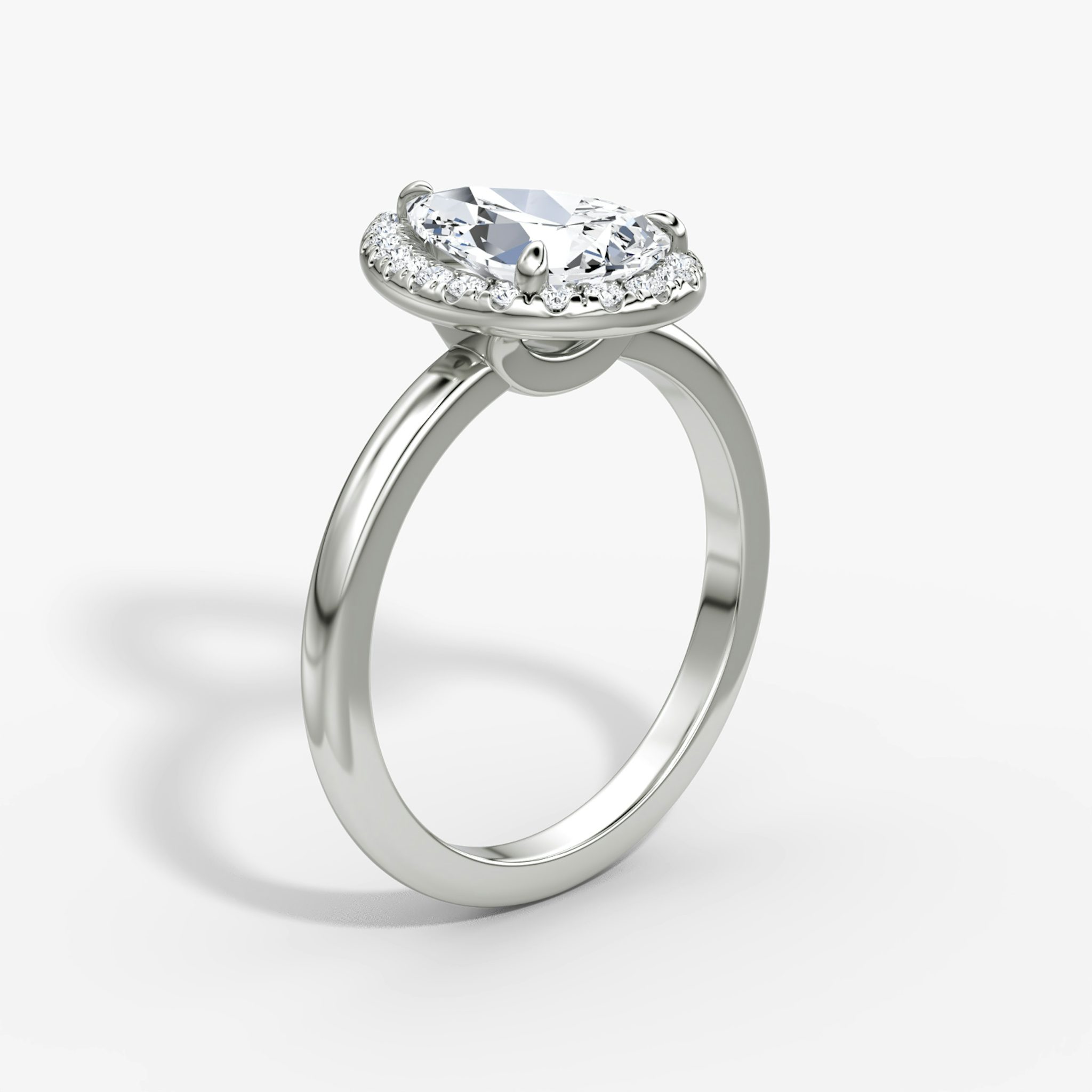 Halo | Tropfen | 18k | Weißgold | bandAccent: Ohne Pavé-Besatz | haloSize: original | diamondOrientation: vertical | caratWeight: other
