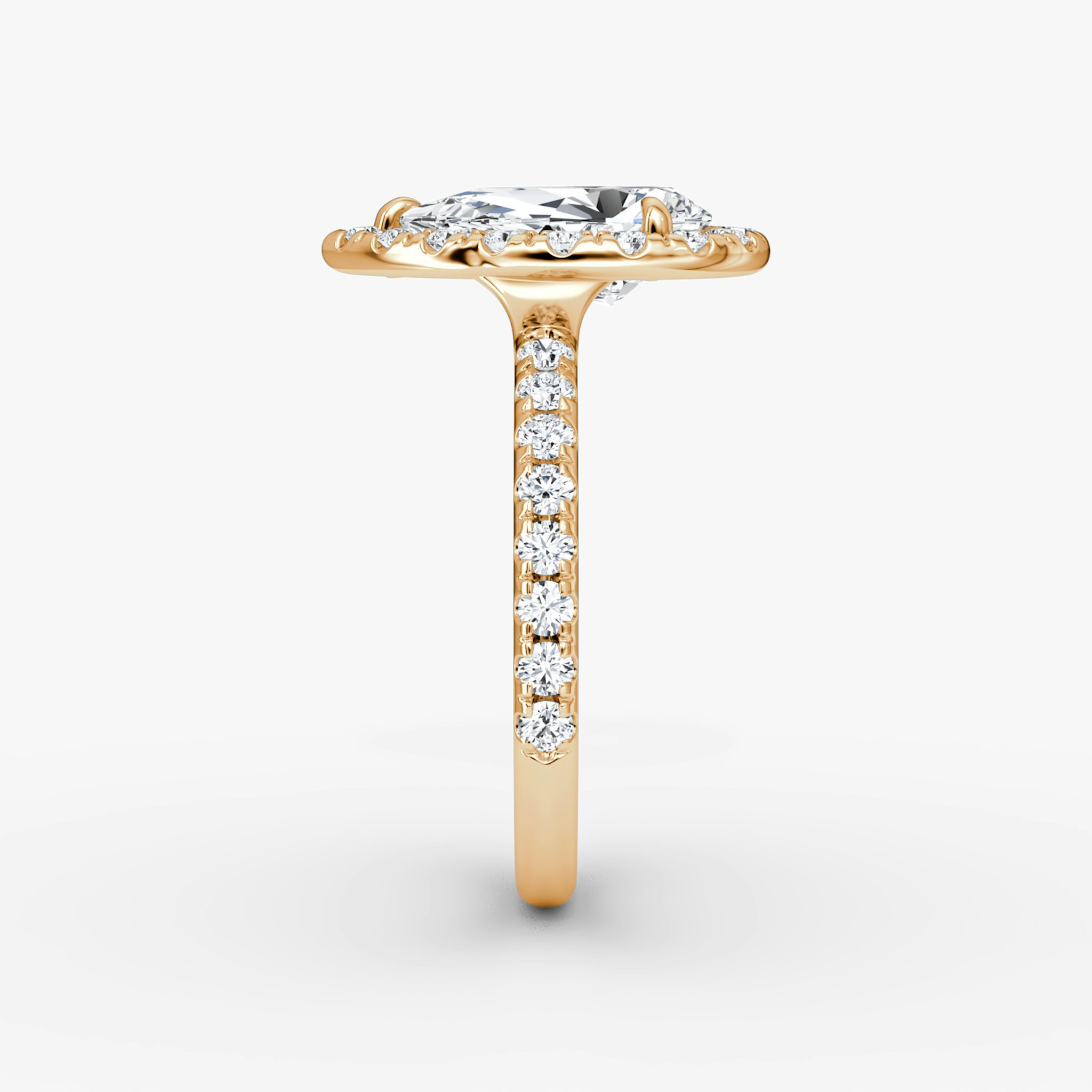 Anillo de compromiso Halo | Pera | 14k | Oro rosa | bandAccent: Pavé | haloSize: large | diamondOrientation: vertical | caratWeight: other